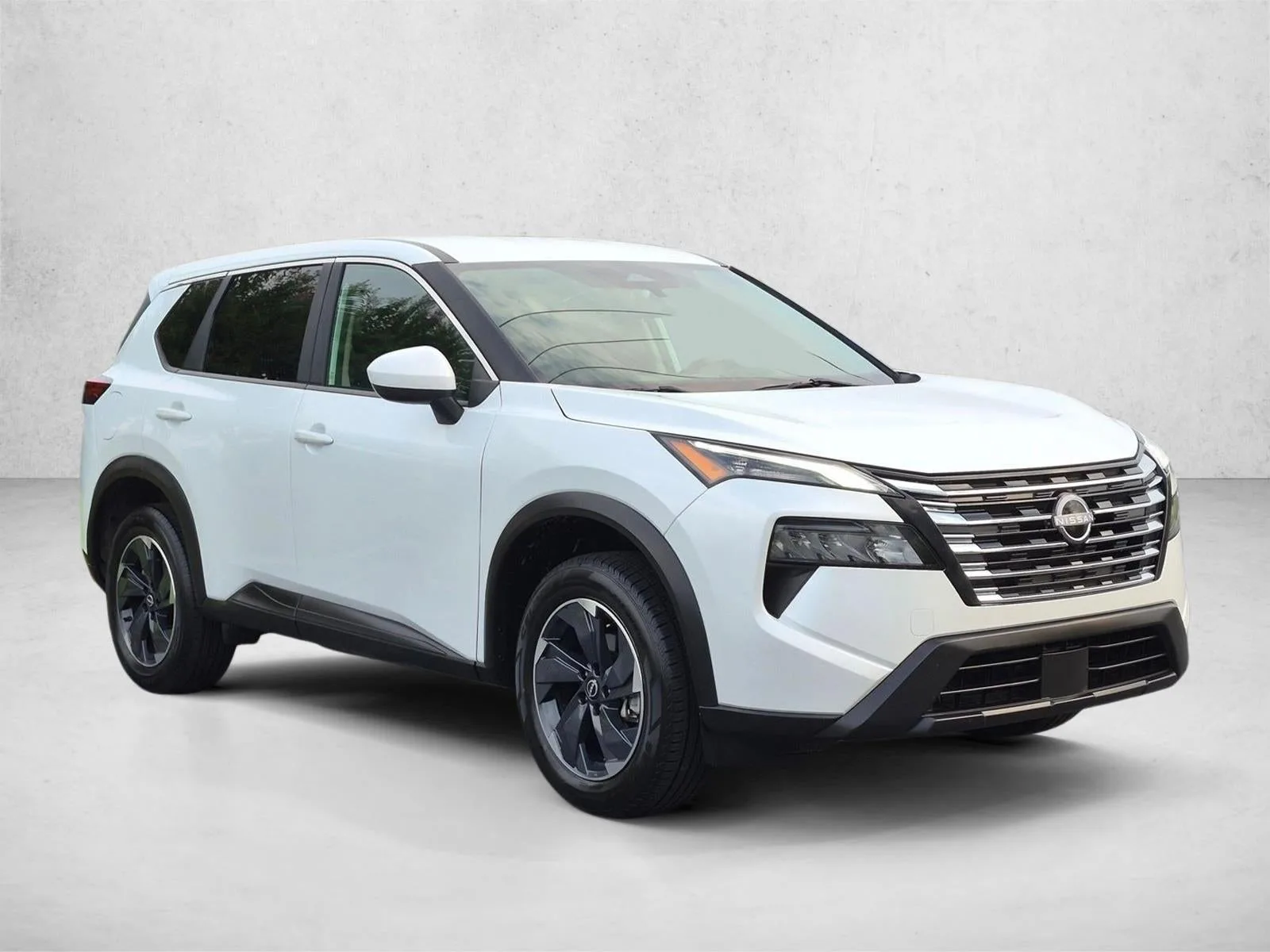 2024 Nissan Rogue FWD SV photo 3