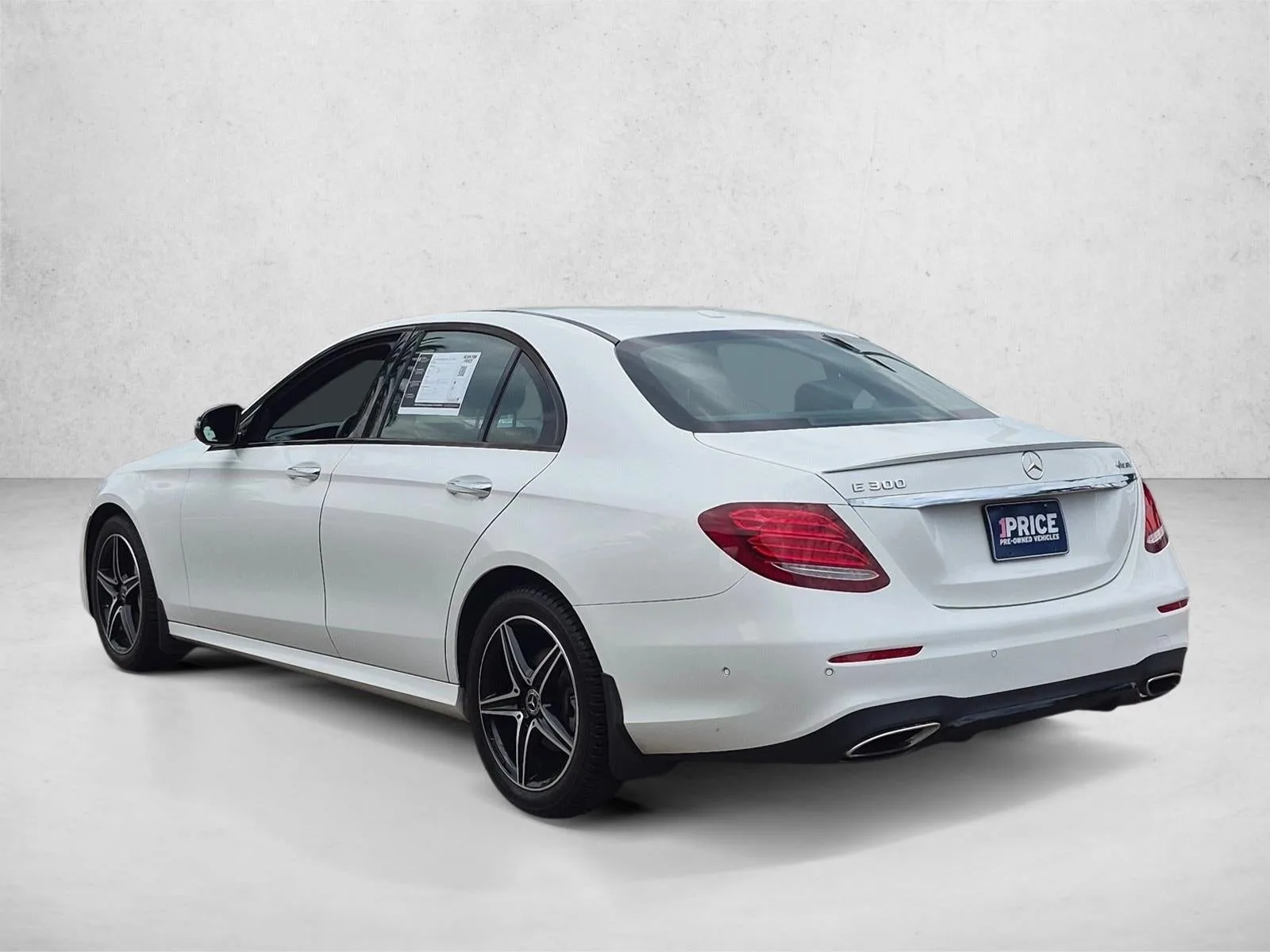 2018 Mercedes-Benz E-Class E 300 4MATIC® Sedan photo 8