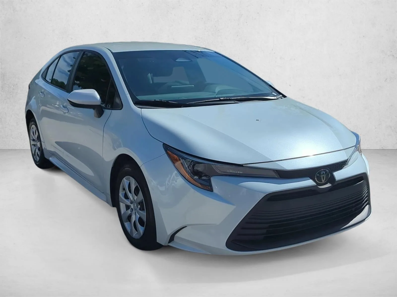 2024 Toyota Corolla LE CVT (Natl) photo 3