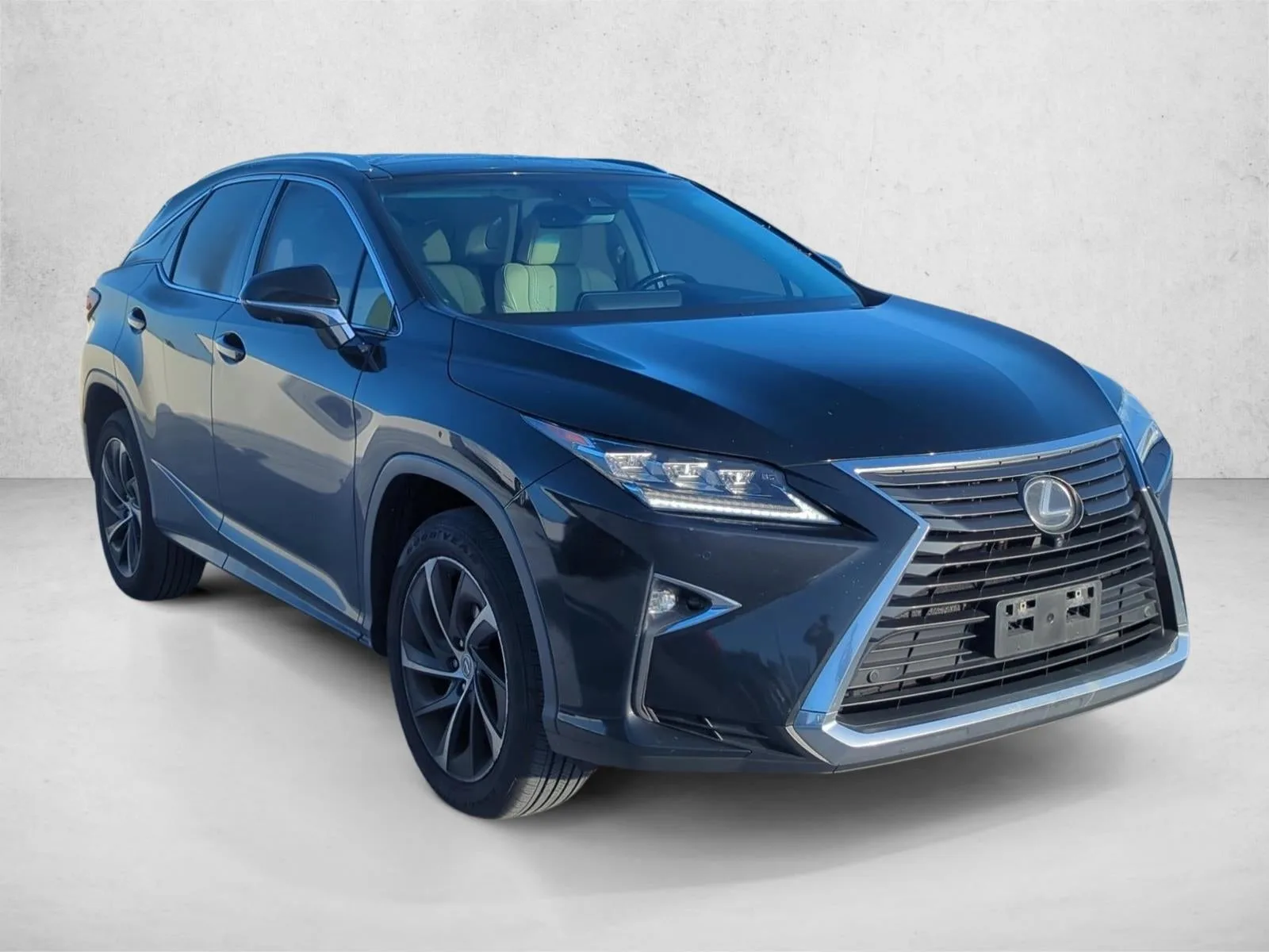 2016 Lexus RX 350 FWD 4dr photo 3