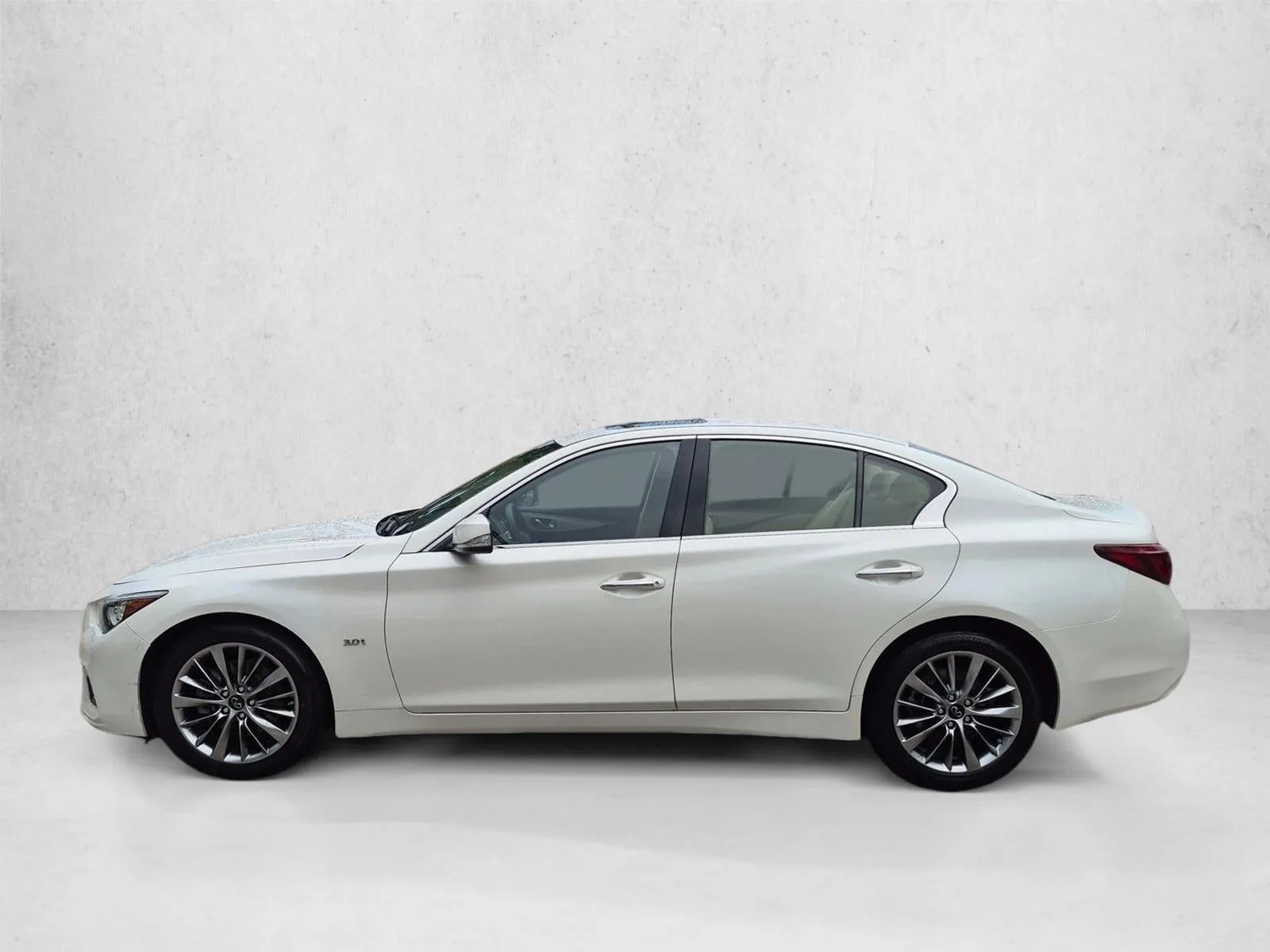 2019 INFINITI Q50 3.0t LUXE photo 9