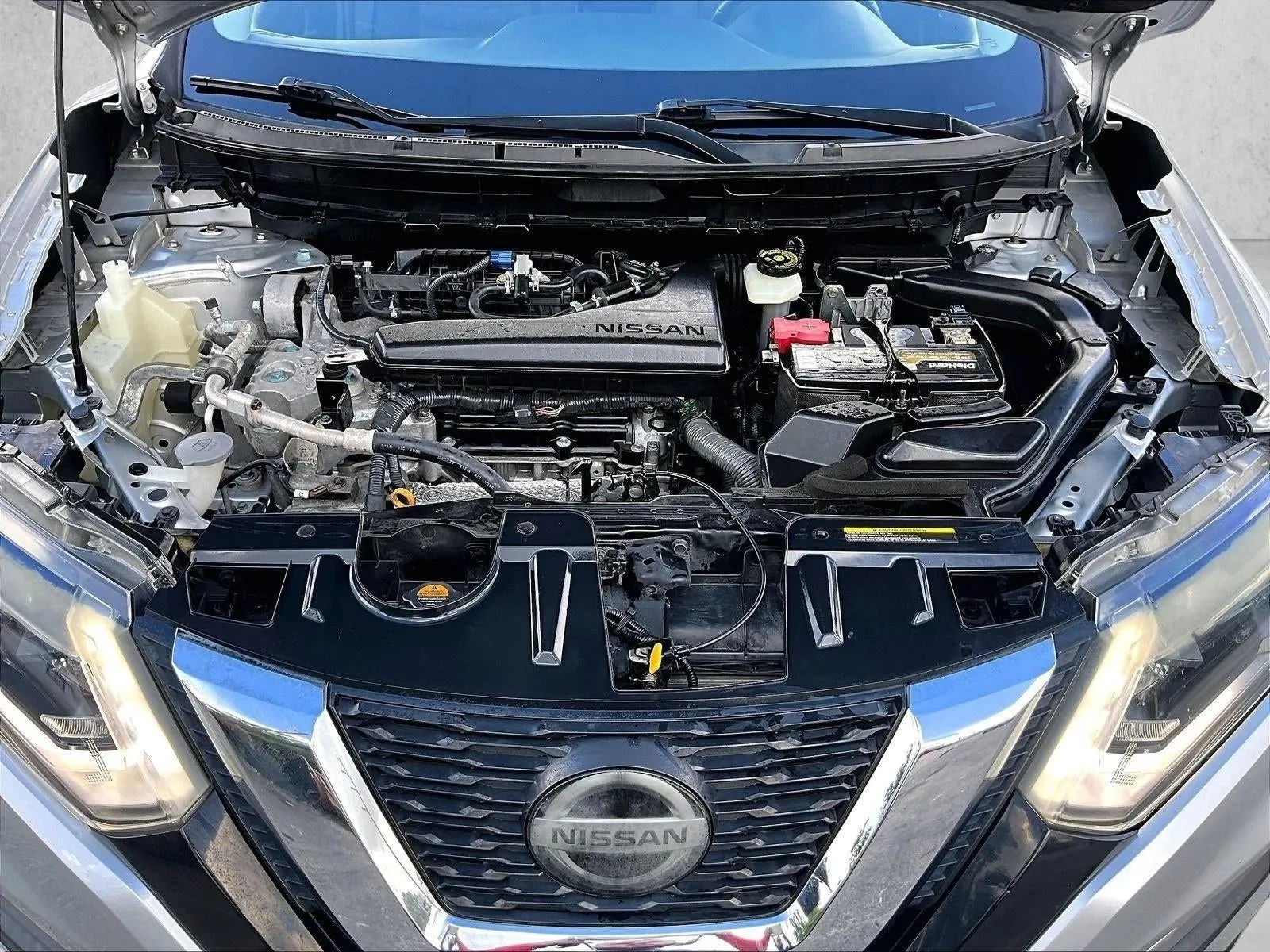 2020 Nissan Rogue SV photo 9