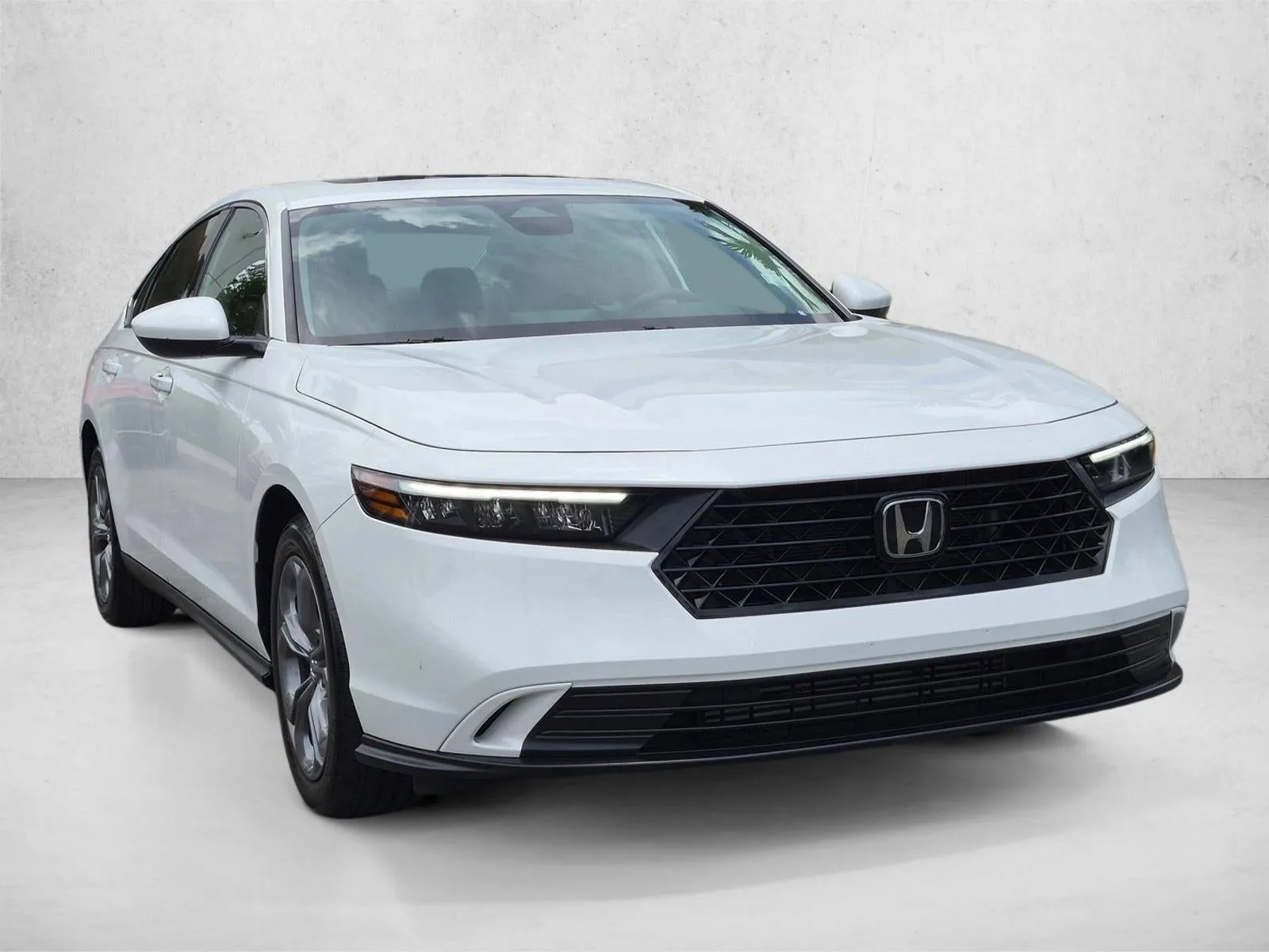 2024 Honda Accord Sedan EX CVT photo 3