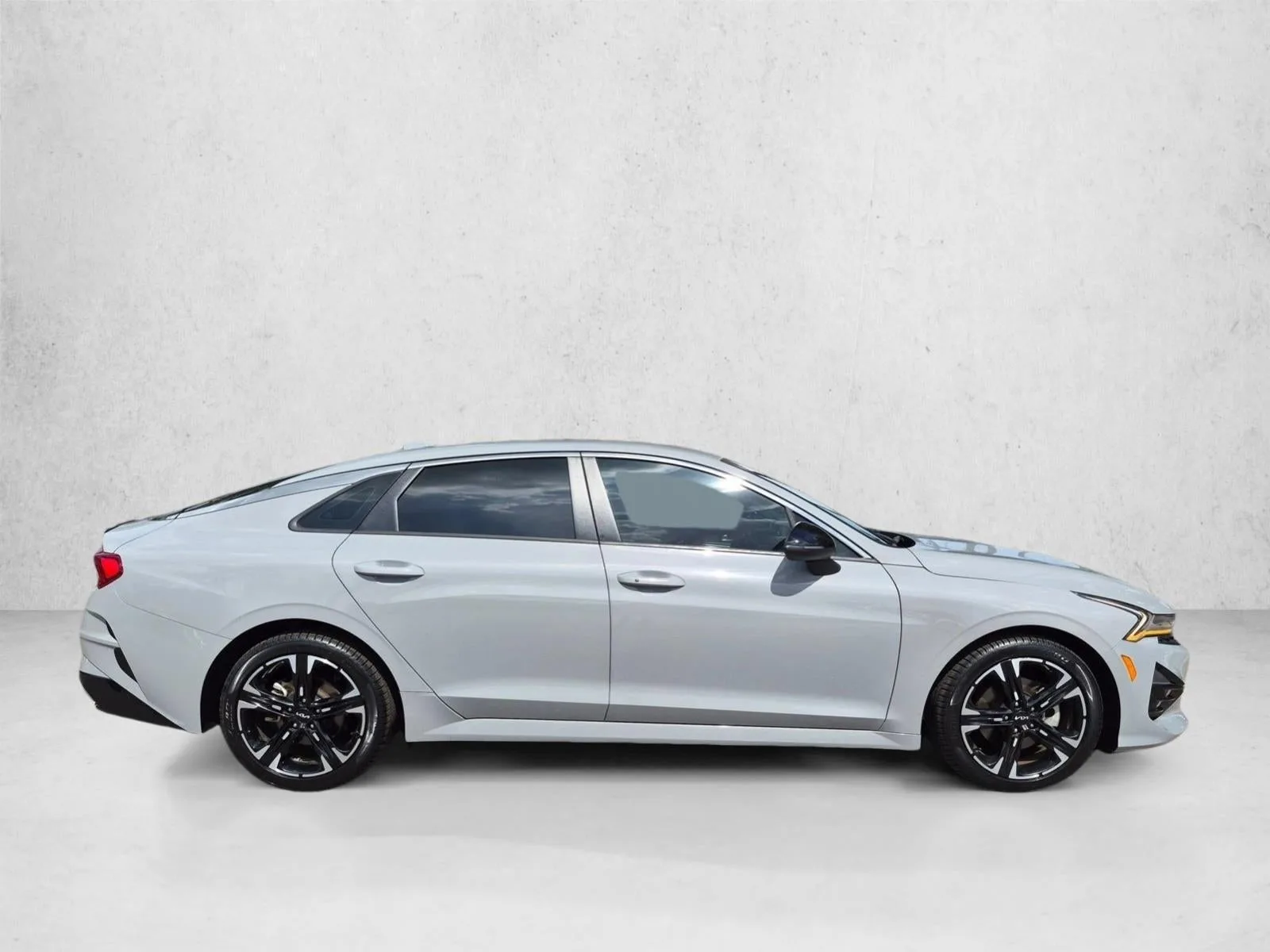 2022 Kia K5 GT-Line Auto FWD photo 4