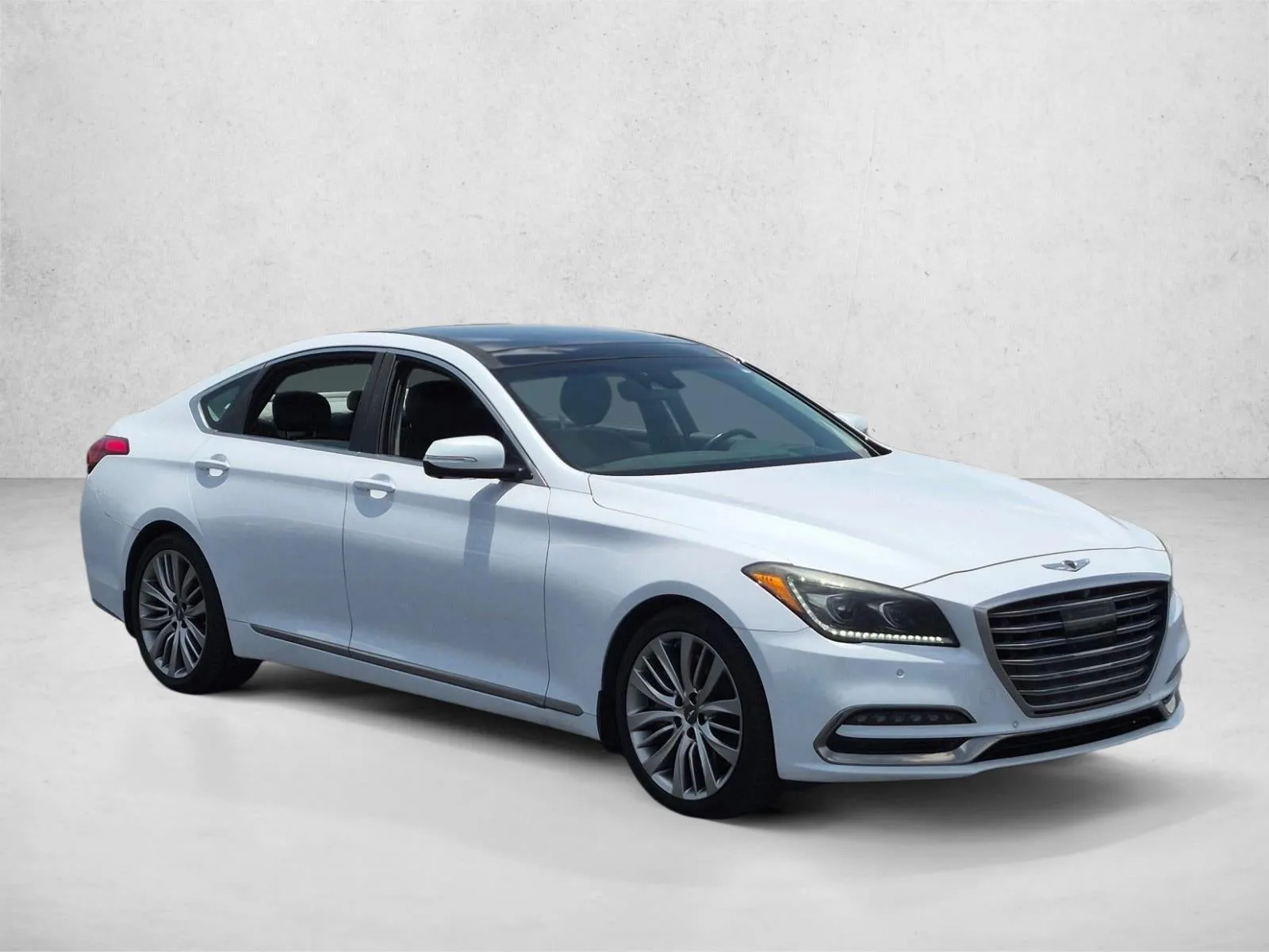2018 Genesis G80 5.0 Ultimate photo 3