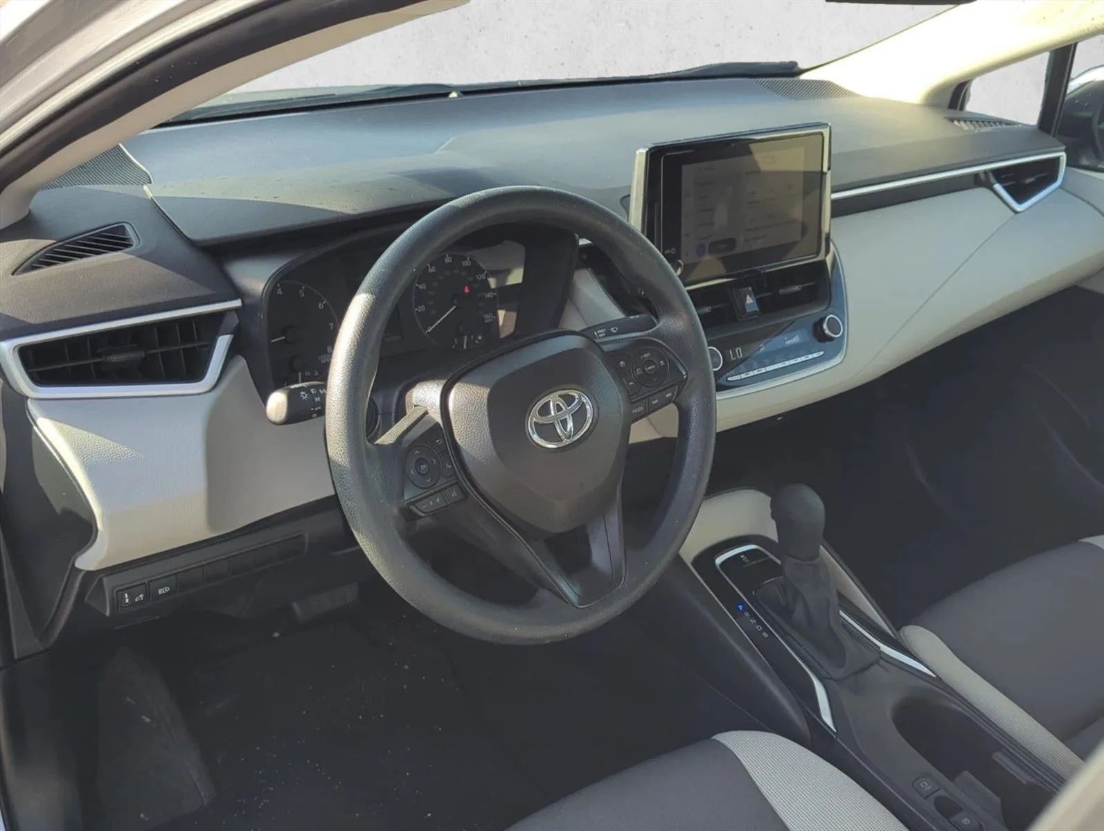 2024 Toyota Corolla LE CVT (Natl) photo 9