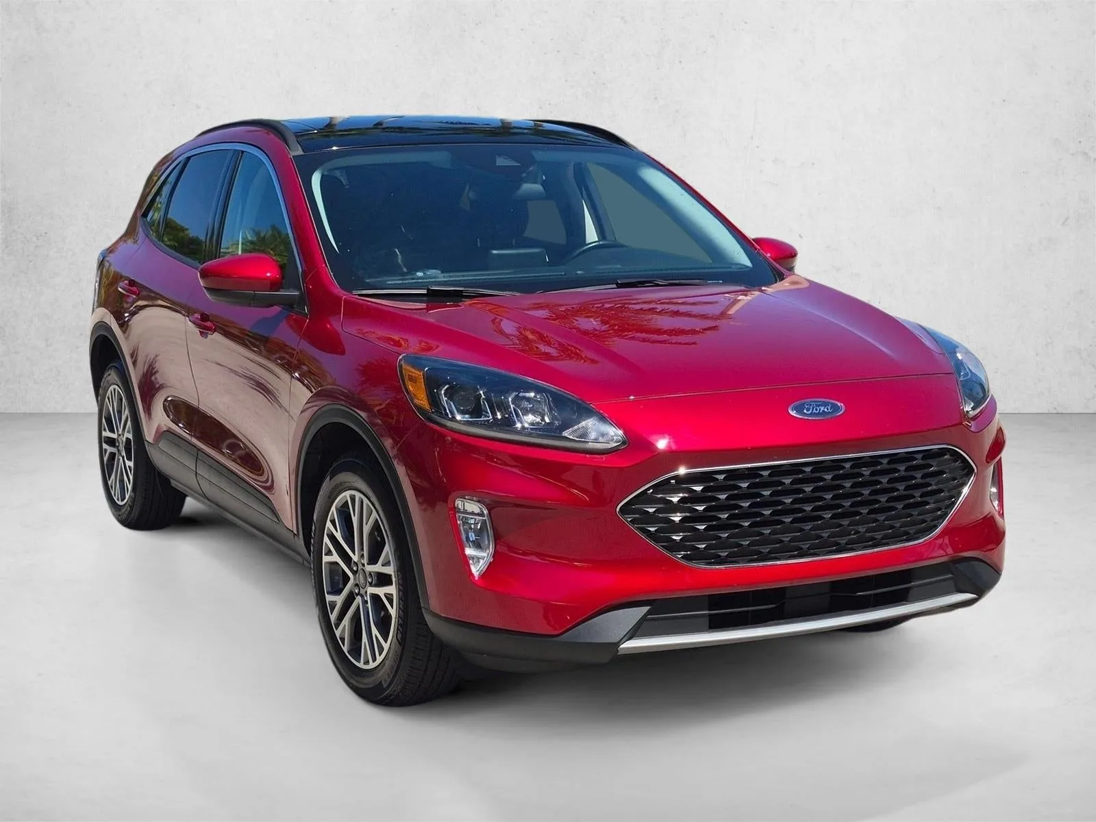 2022 Ford Escape SEL AWD photo 3