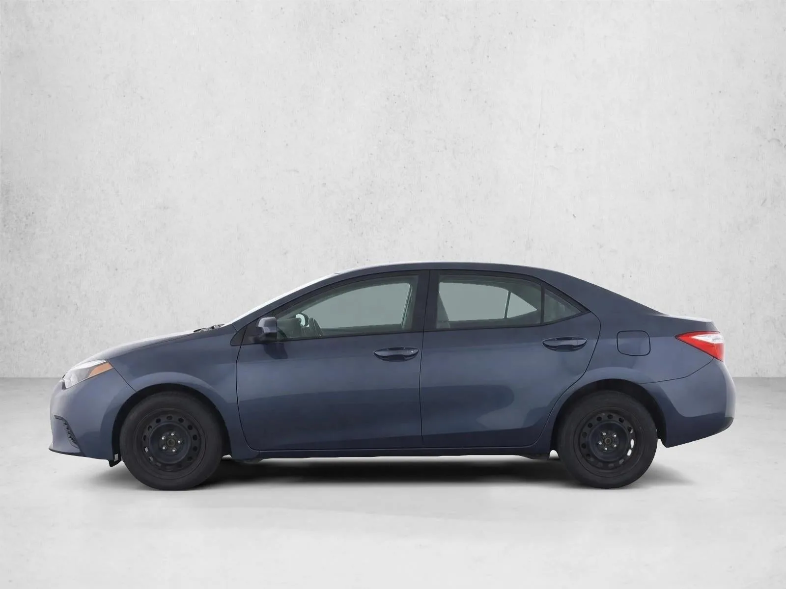 2016 Toyota Corolla 4dr Sdn CVT Auto LE (Natl) photo 4