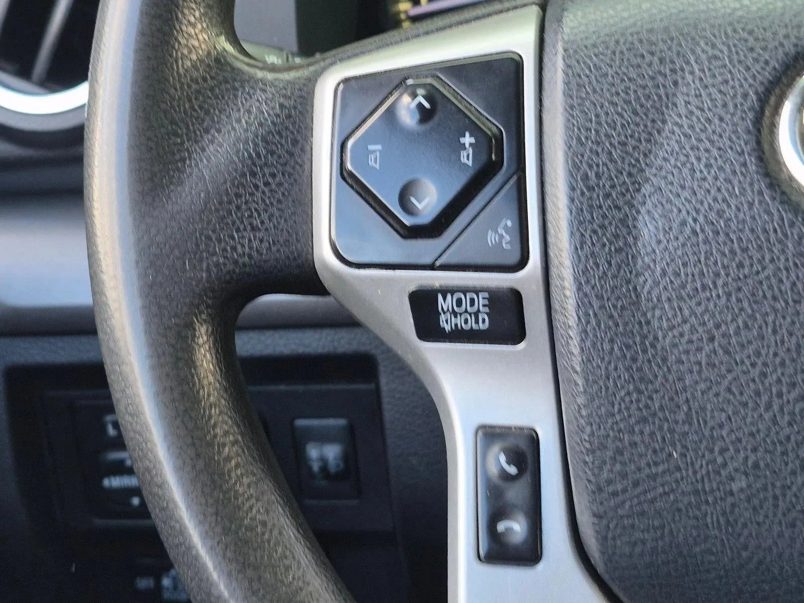 2020 Toyota Tundra SR5 photo 10