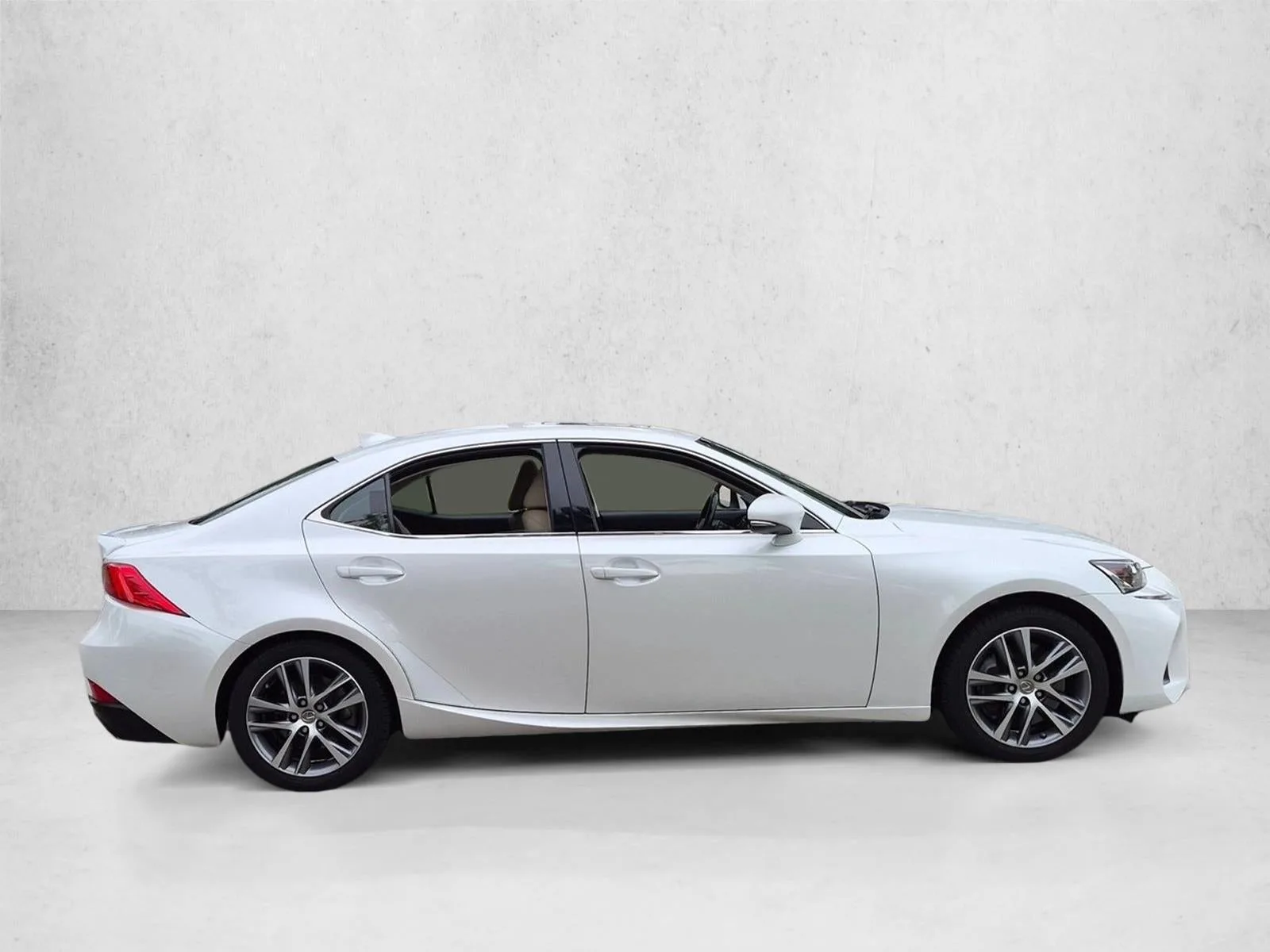 2020 Lexus IS 300 RWD photo 4