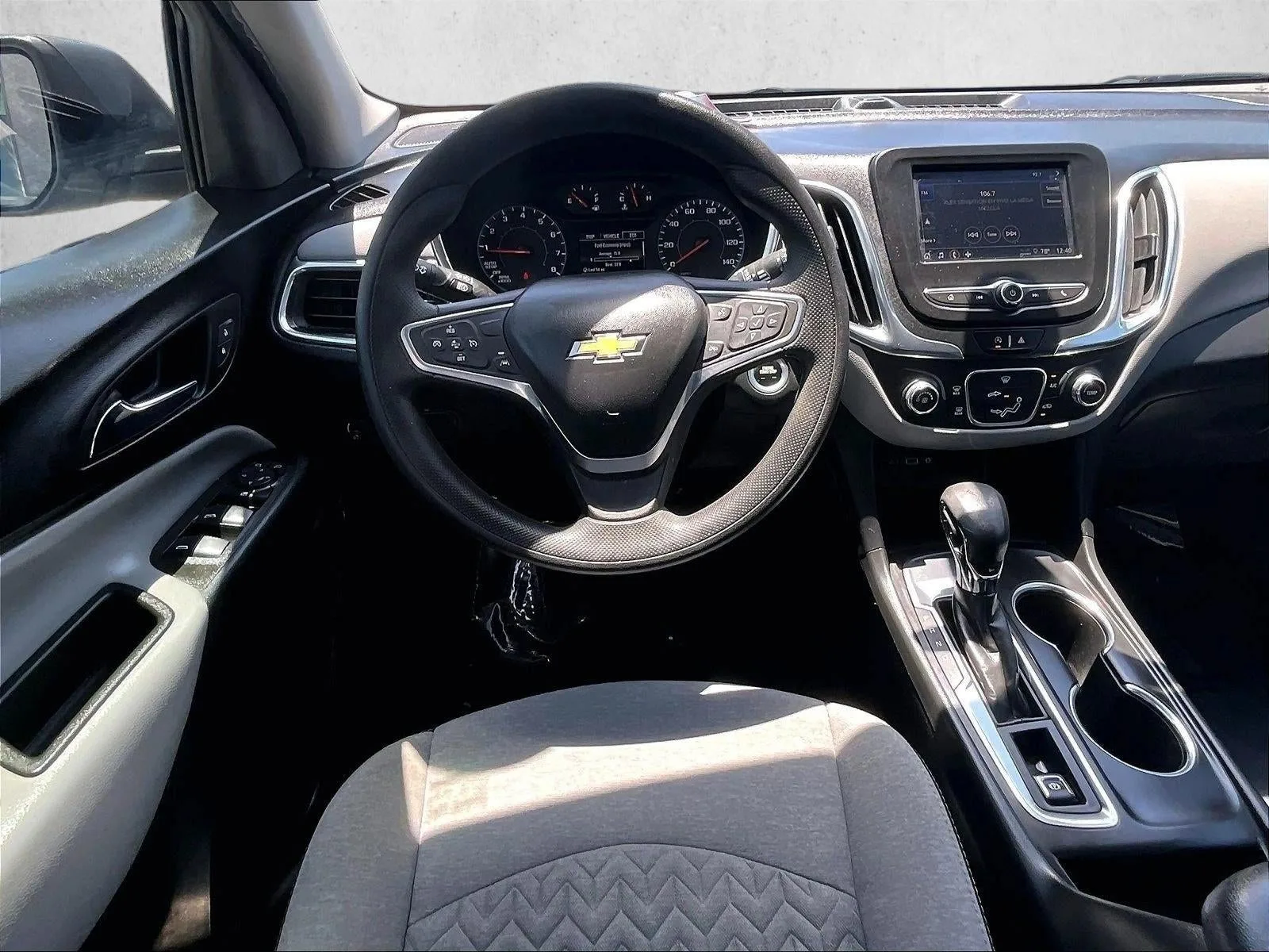2023 Chevrolet Equinox LS photo 7