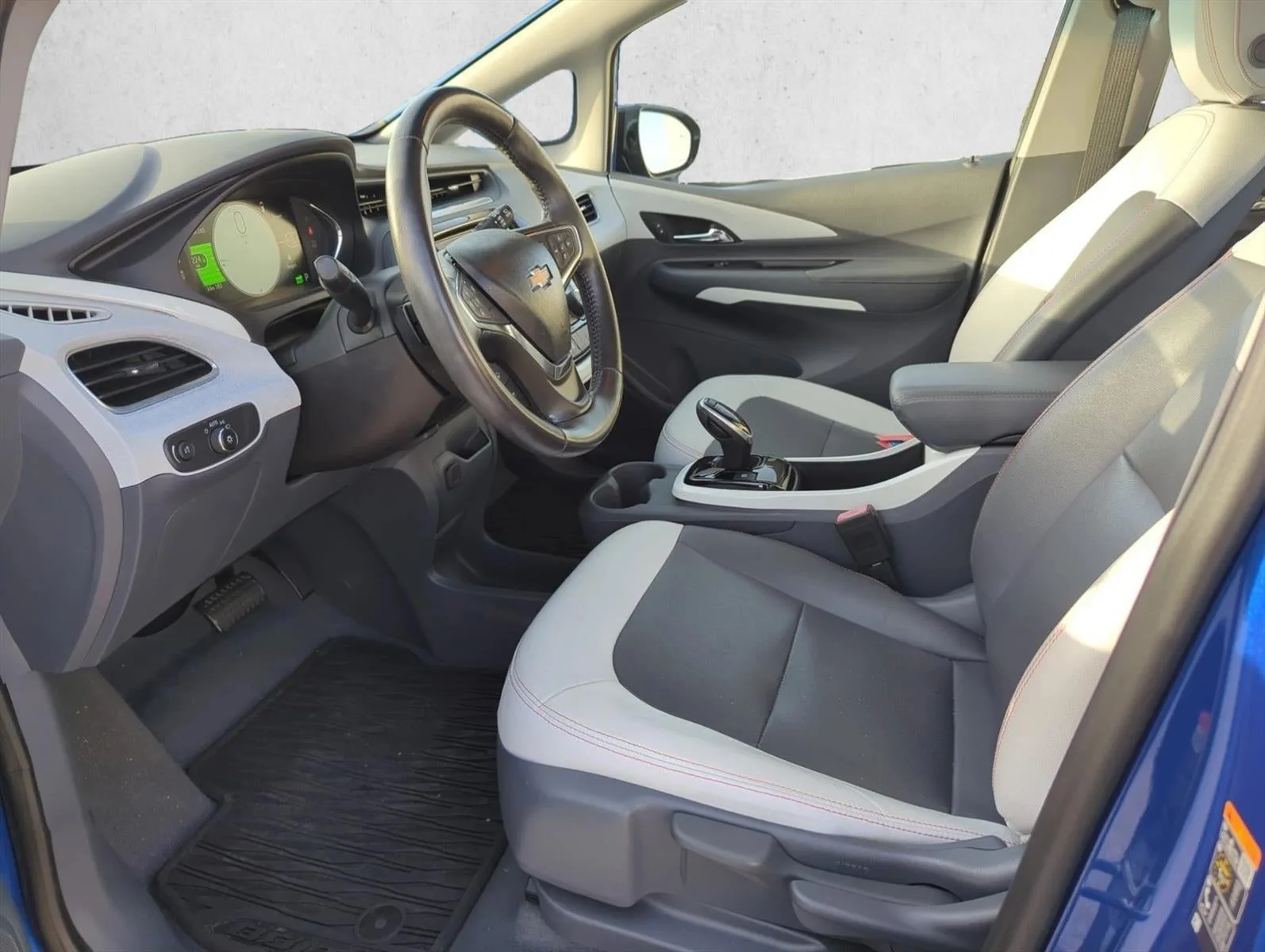 2020 Chevrolet Bolt EV 5dr Wgn Premier photo 12