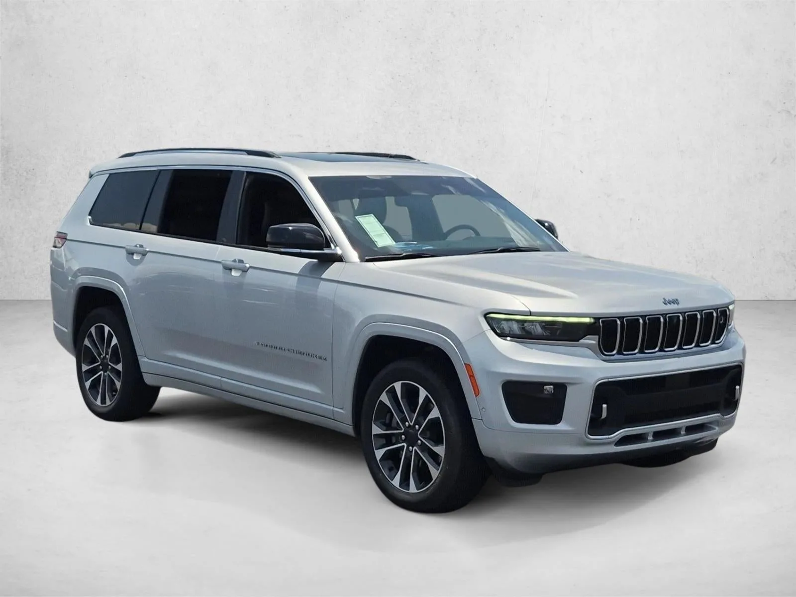 2021 Jeep Grand Cherokee L Overland 4x4 photo 3