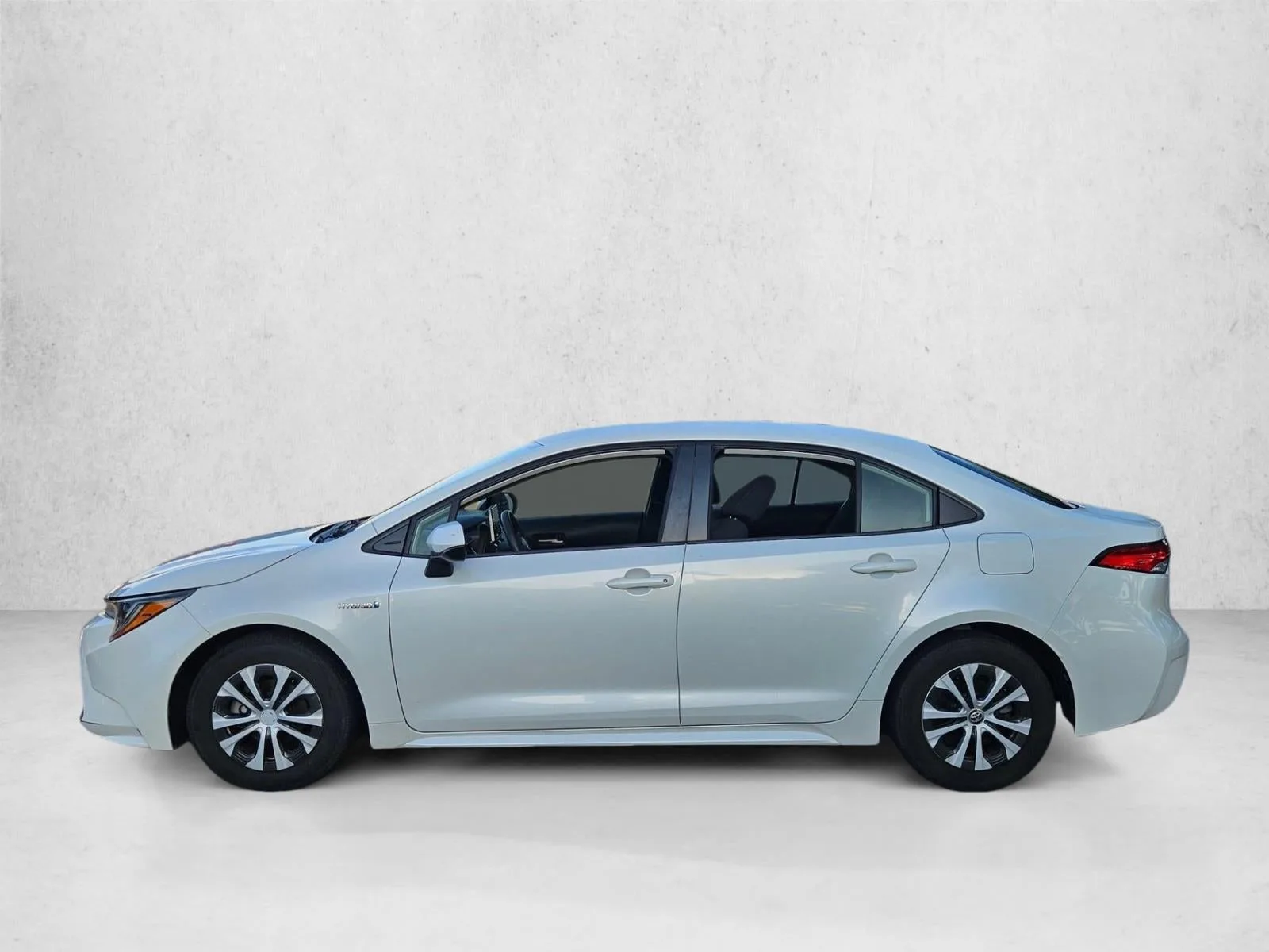 2020 Toyota Corolla Hybrid LE CVT (Natl) photo 5