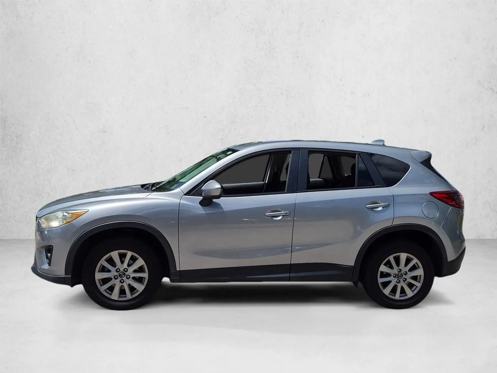 2014 Mazda CX-5 FWD 4dr Auto Touring photo 4