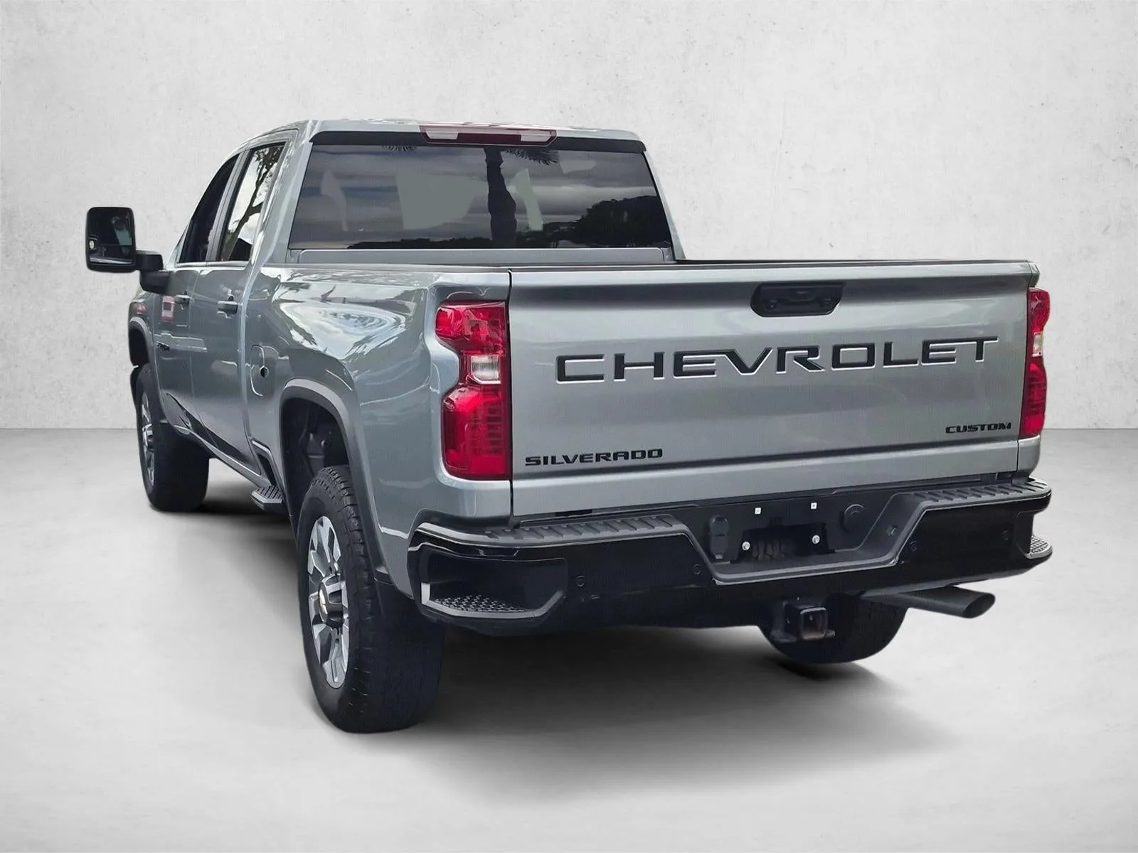 2024 Chevrolet Silverado 2500 HD Custom photo 8