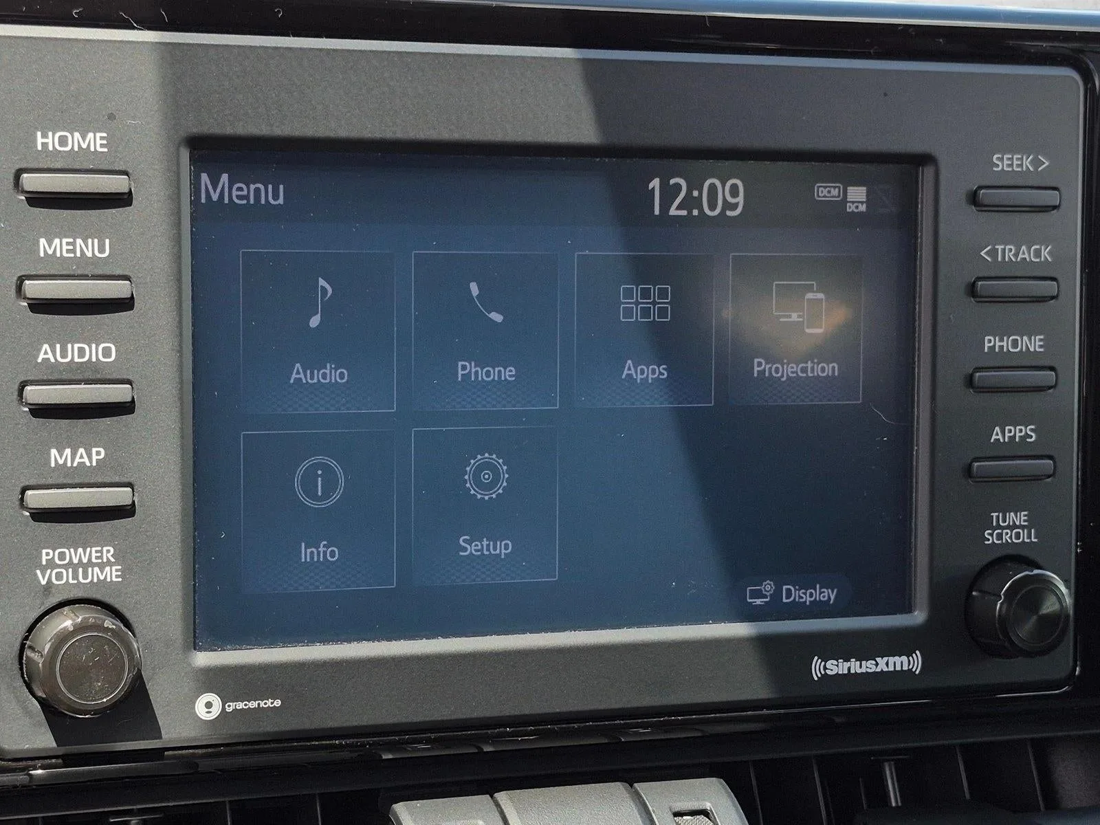 2021 Toyota RAV4 XLE Premium FWD (Natl) photo 8