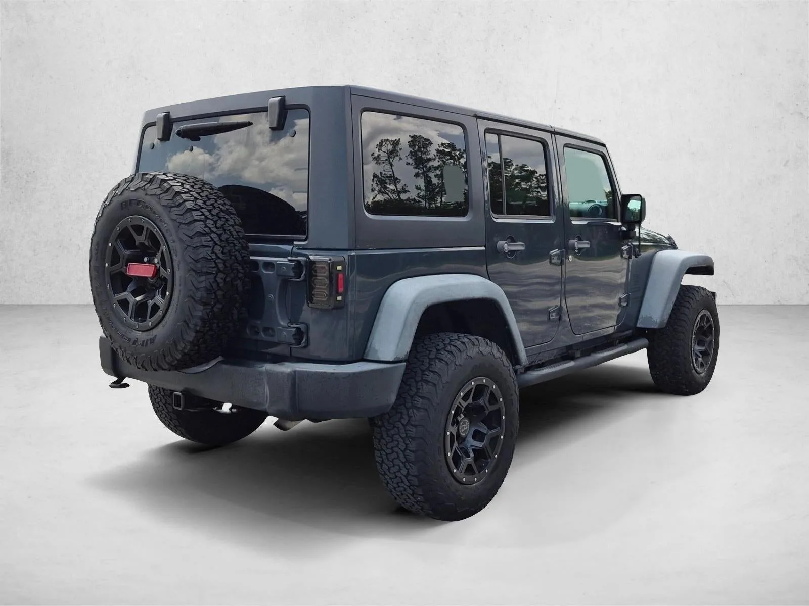 2016 Jeep Wrangler Unlimited 4WD 4dr Sport photo 6