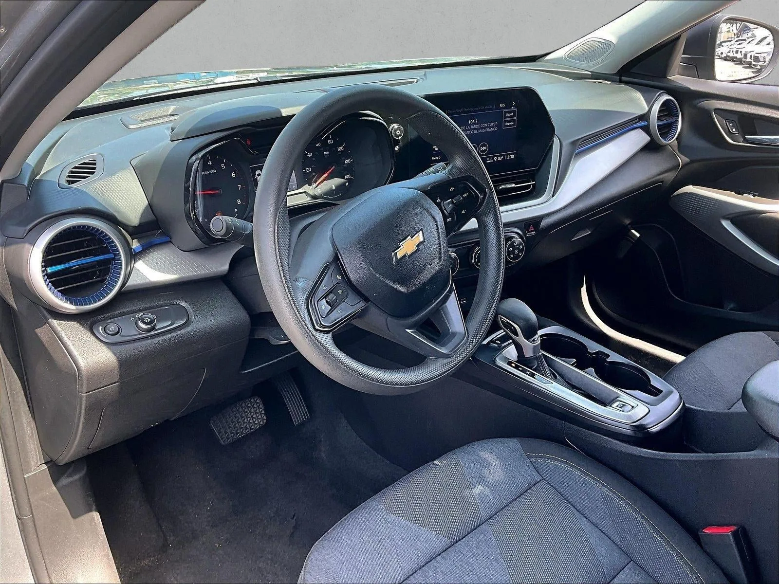 2024 Chevrolet Trax LS photo 11