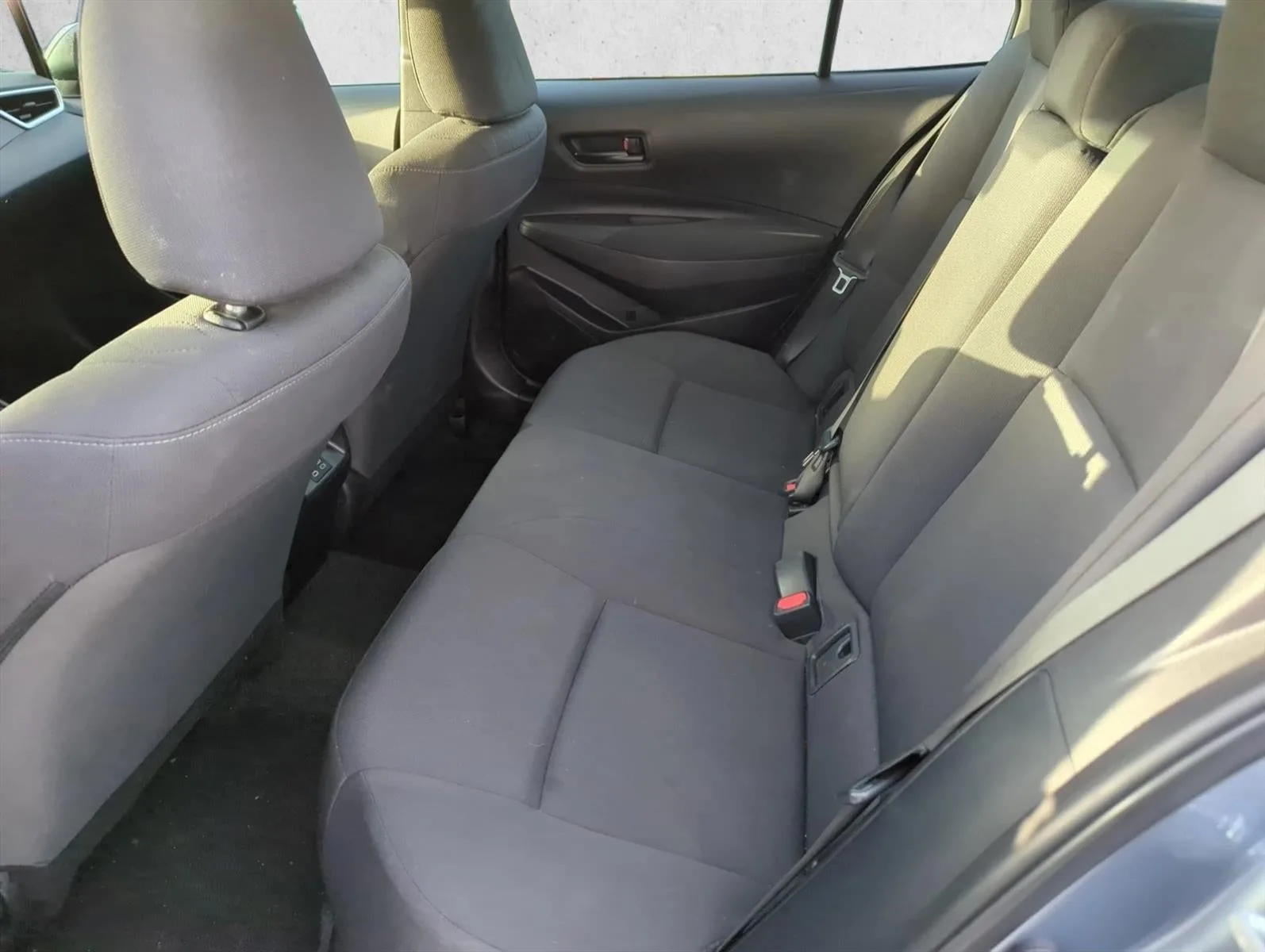 2023 Toyota Corolla LE CVT (Natl) photo 7