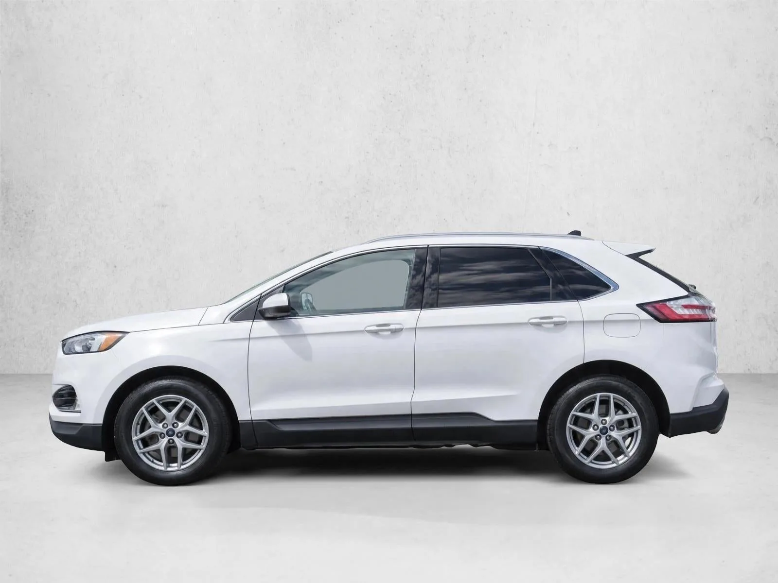 2022 Ford Edge SEL AWD photo 4