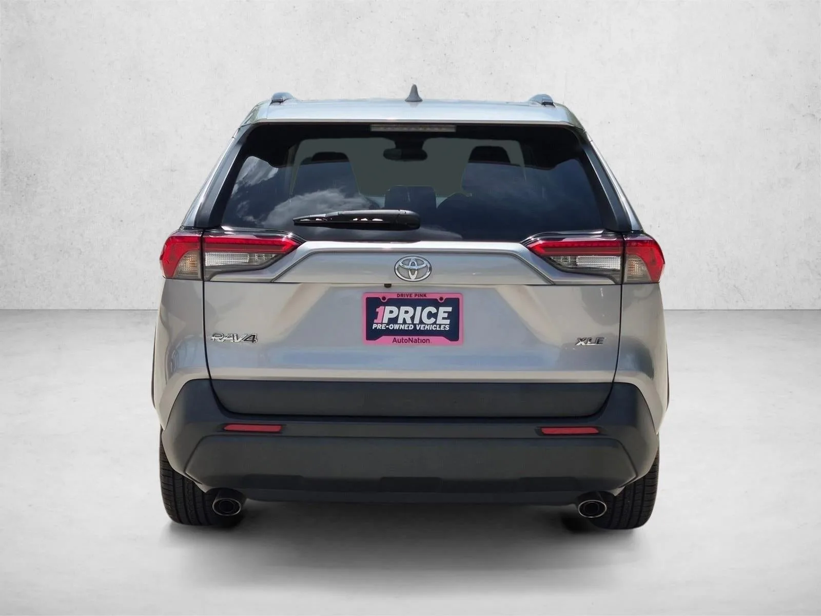 2020 Toyota RAV4 XLE FWD (GS) photo 6