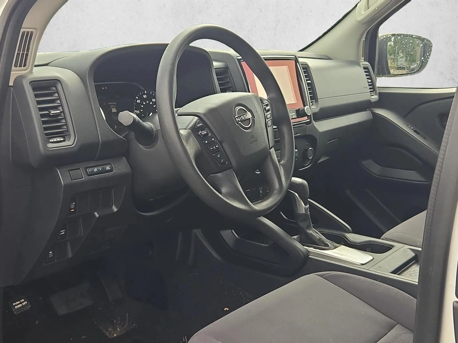 2022 Nissan Frontier S photo 9