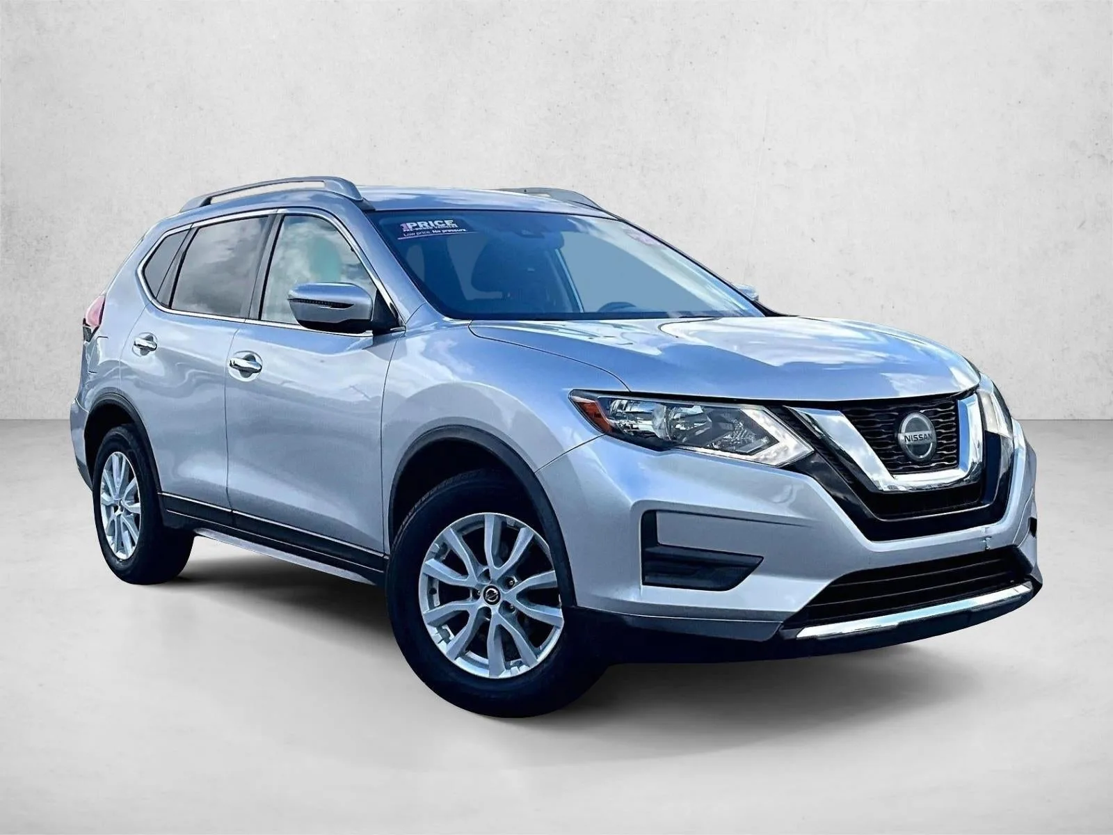 2020 Nissan Rogue SV photo 10