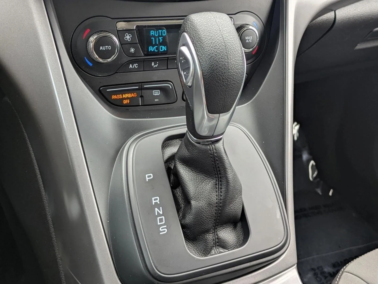 2016 Ford Escape FWD 4dr SE photo 12