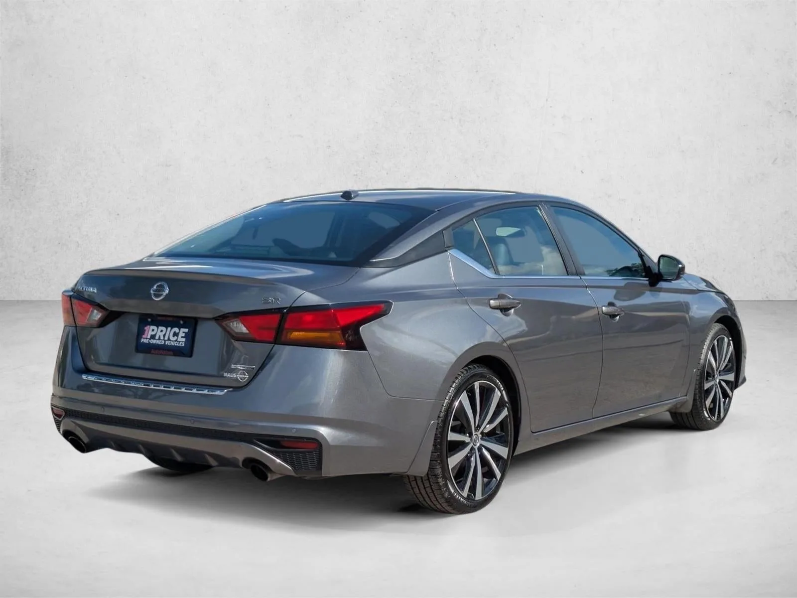 2022 Nissan Altima 2.0 SR Sedan photo 5