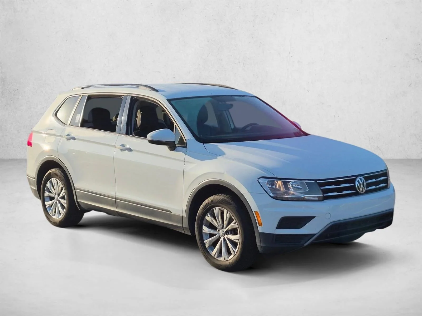 2019 Volkswagen Tiguan 2.0T S FWD photo 3