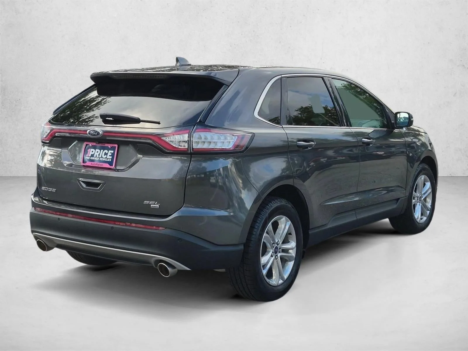 2015 Ford Edge 4dr SEL AWD photo 5