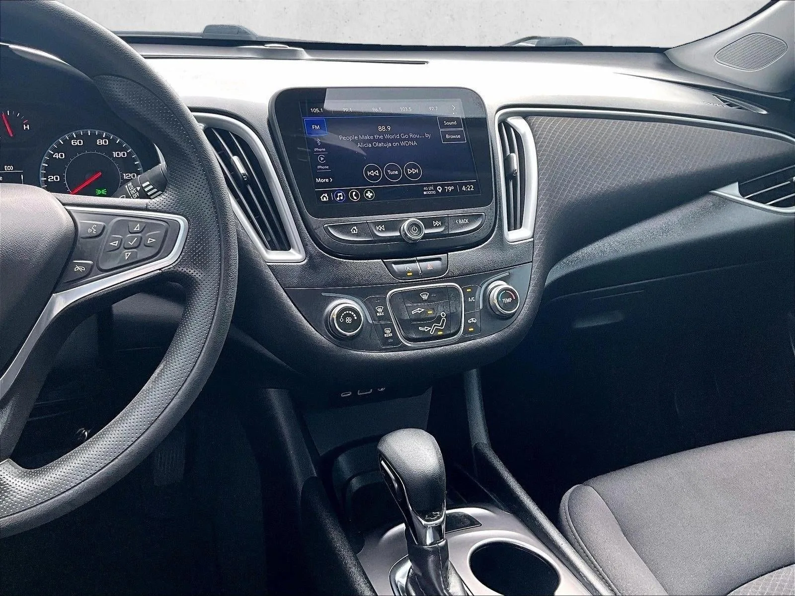 2022 Chevrolet Malibu LS photo 8
