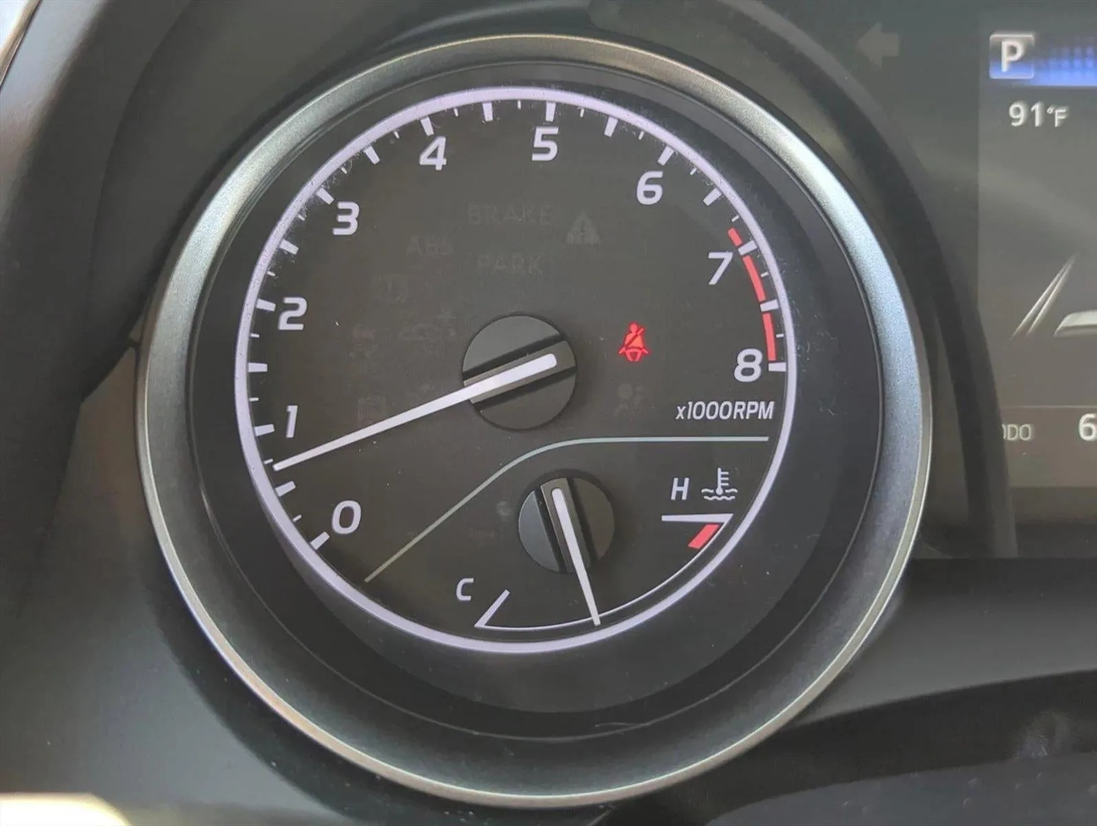 2023 Toyota Camry SE Auto (SE) photo 11