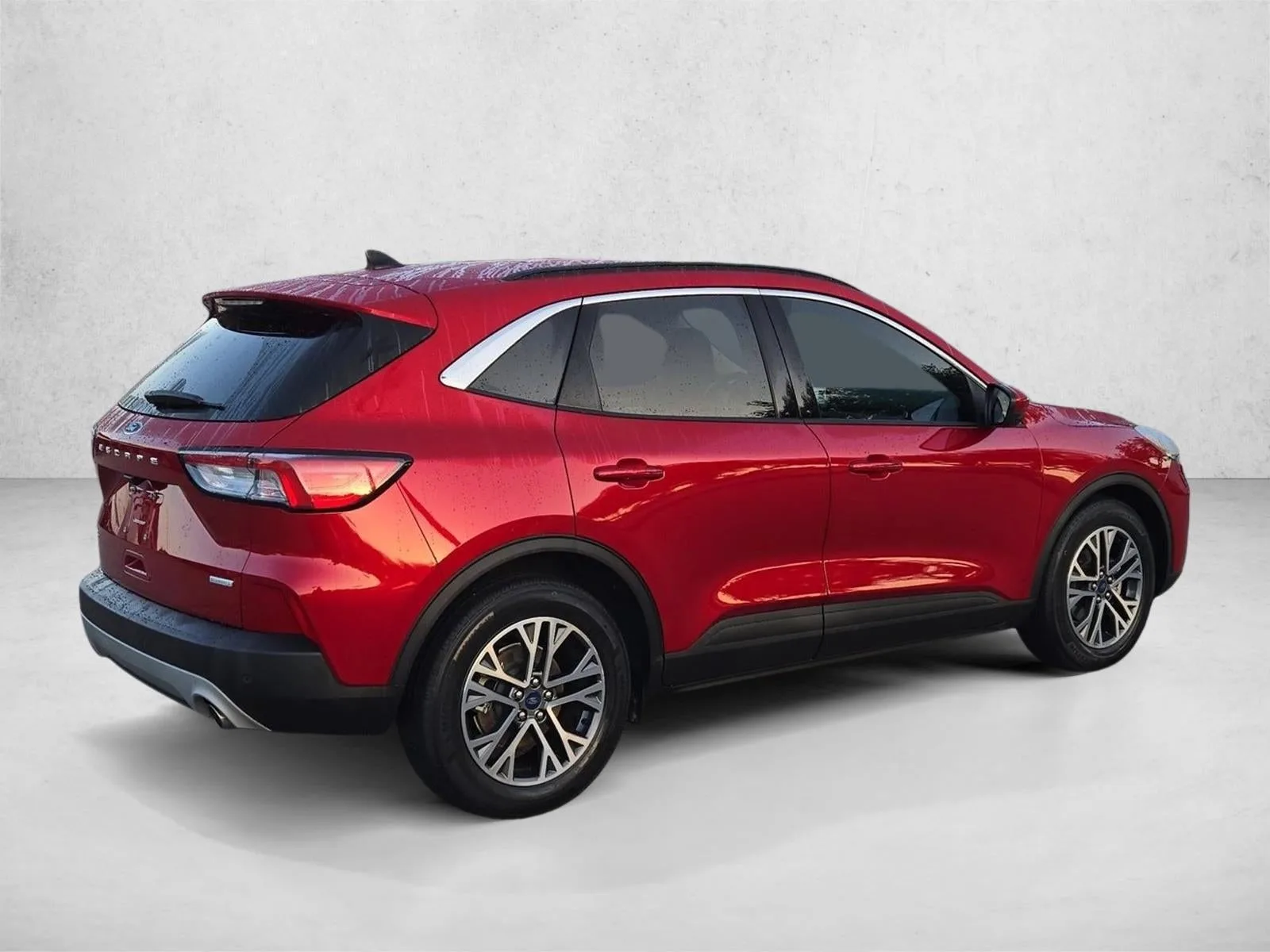2020 Ford Escape SEL FWD photo 5