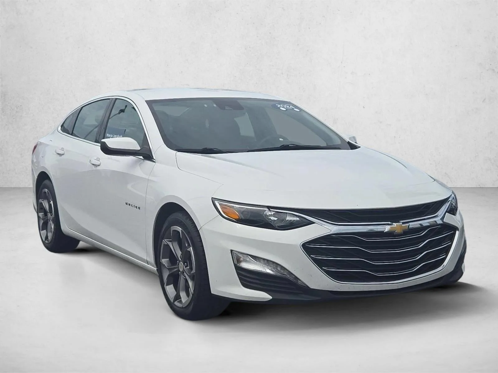 2024 Chevrolet Malibu 1LT photo 3