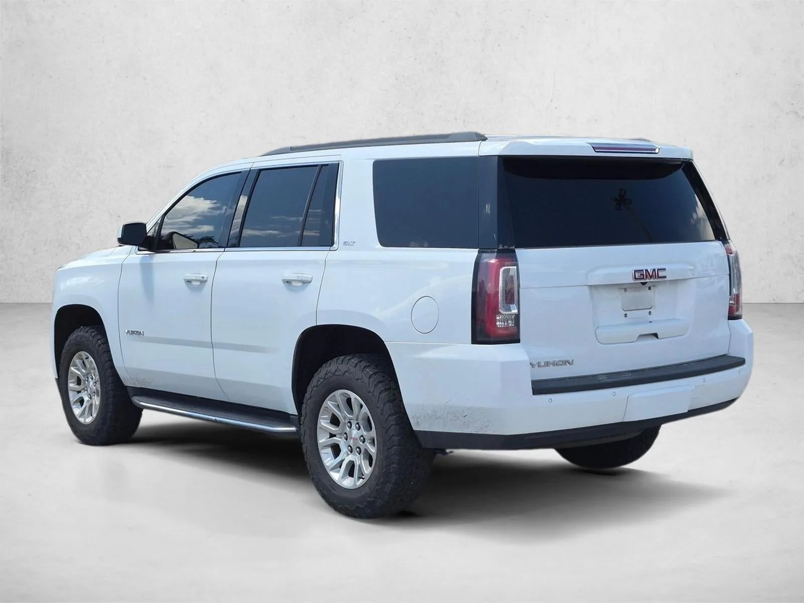 2020 GMC Yukon 4WD 4dr SLT photo 6