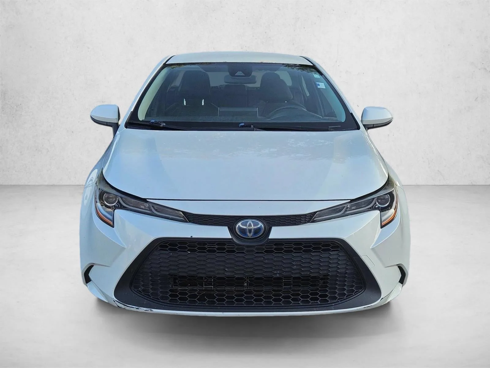 2020 Toyota Corolla Hybrid LE CVT (Natl) photo 2