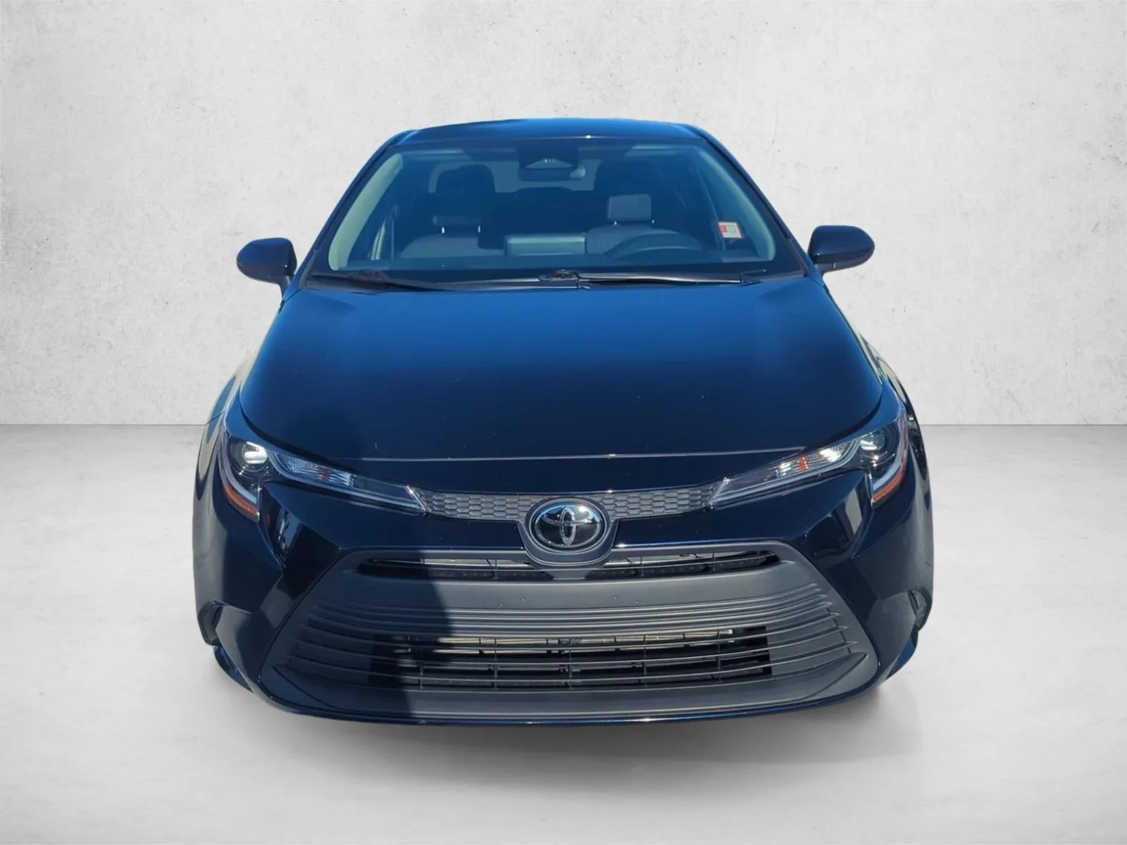 2023 Toyota Corolla LE CVT (Natl) photo 2