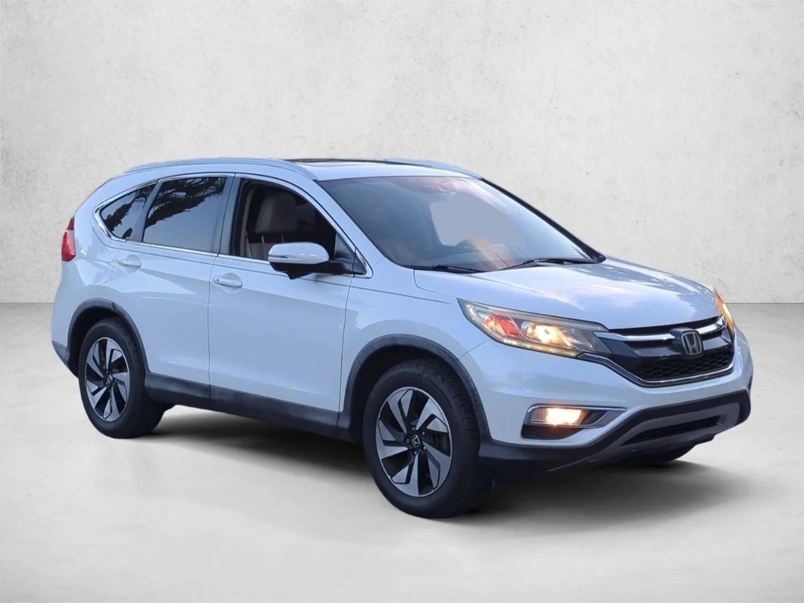 2016 Honda CR-V Touring 2WD photo 3