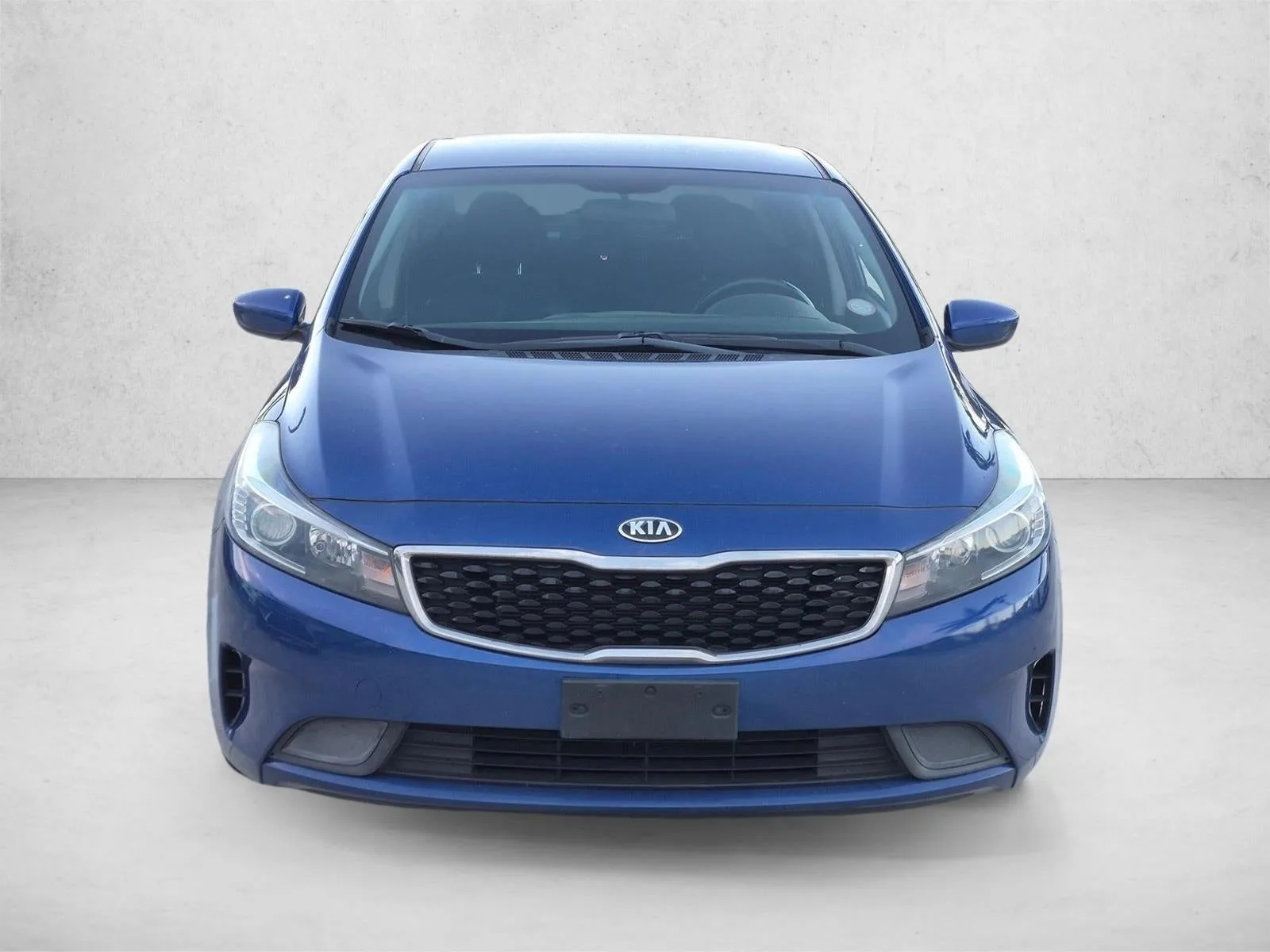 2018 Kia Forte S Auto photo 2