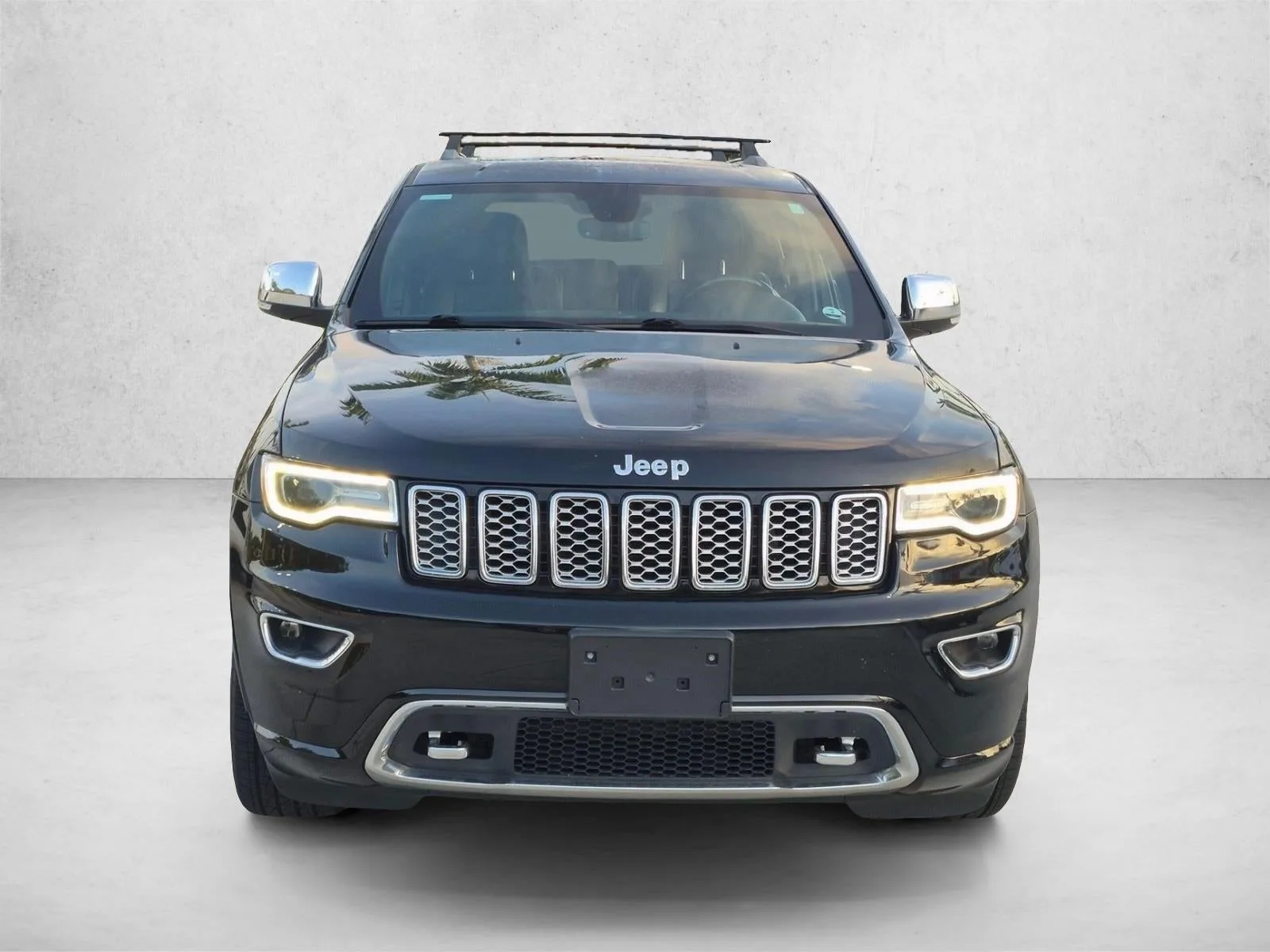 2020 Jeep Grand Cherokee Overland 4x4 photo 2