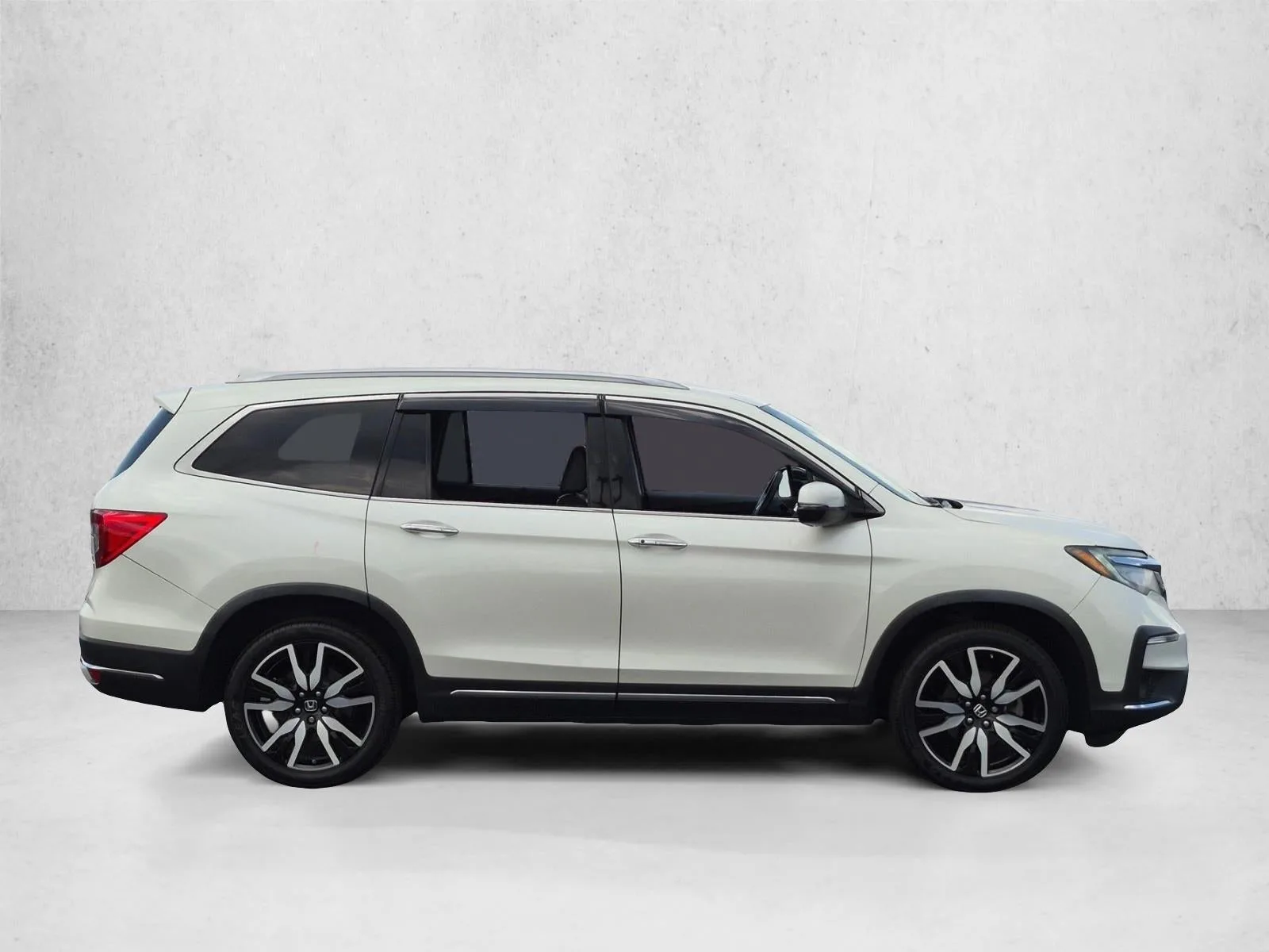 2019 Honda Pilot Elite photo 4