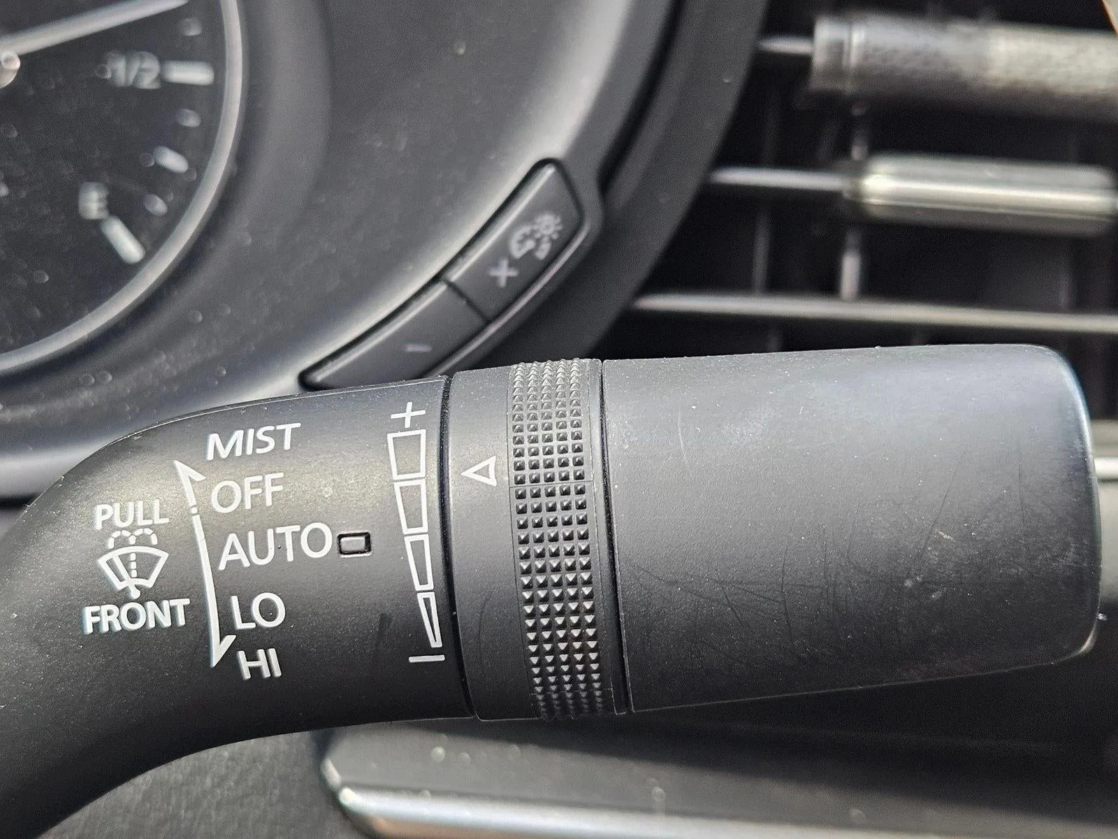 2020 Mazda Mazda3 Sedan Select Package FWD photo 9