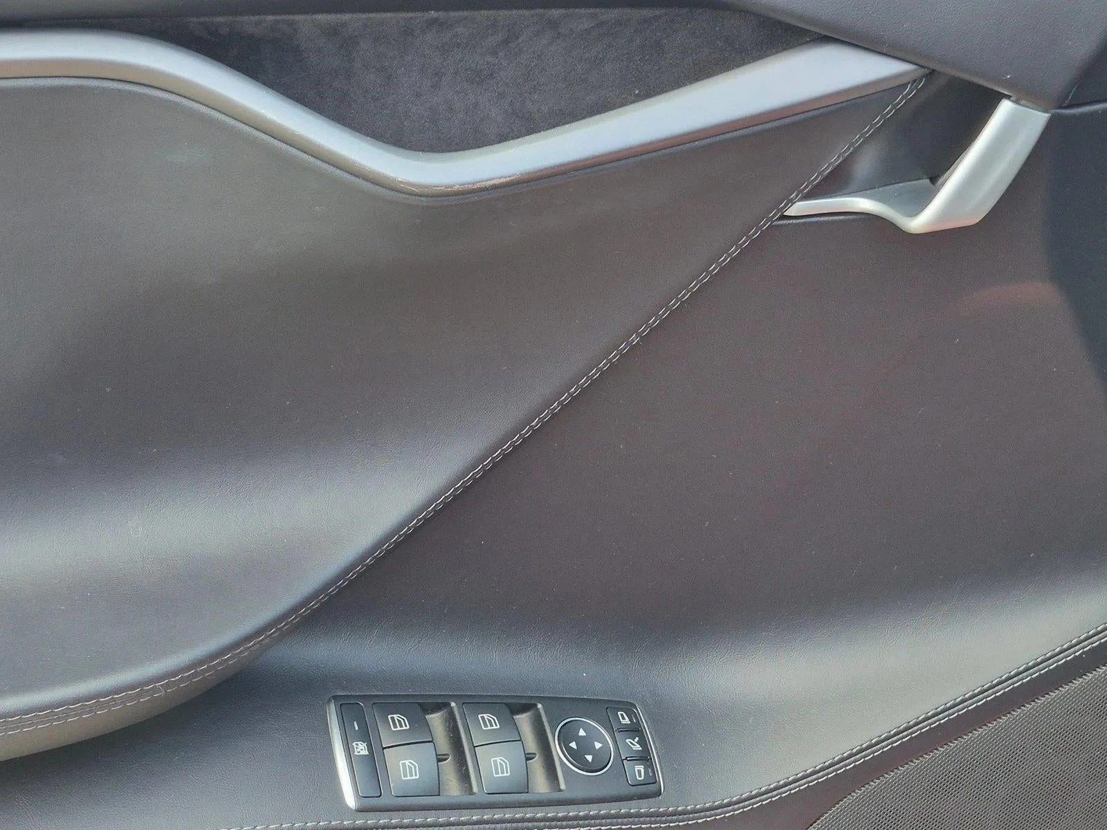 2018 Tesla Model S 75D AWD photo 2