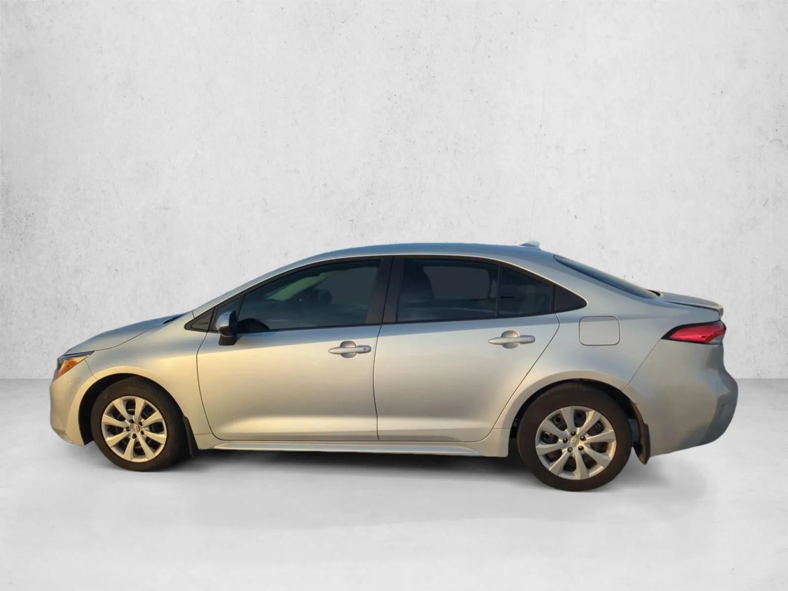 2025 Toyota Corolla LE CVT (Natl) photo 6
