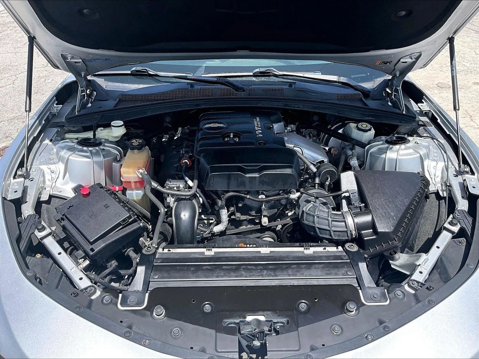 2019 Chevrolet Camaro 2LT photo 11