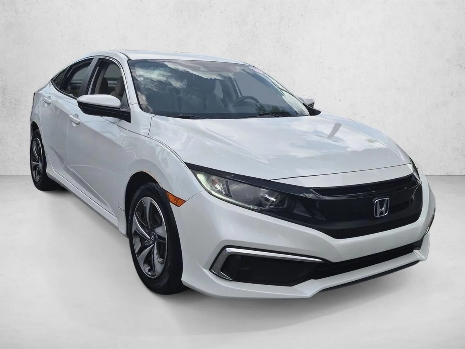 2019 Honda Civic Sedan LX CVT photo 3