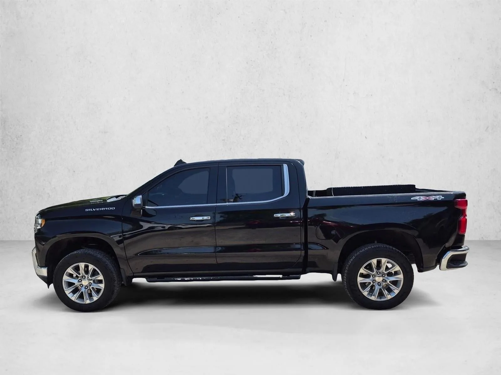 2022 Chevrolet Silverado 1500 LTD LTZ photo 5