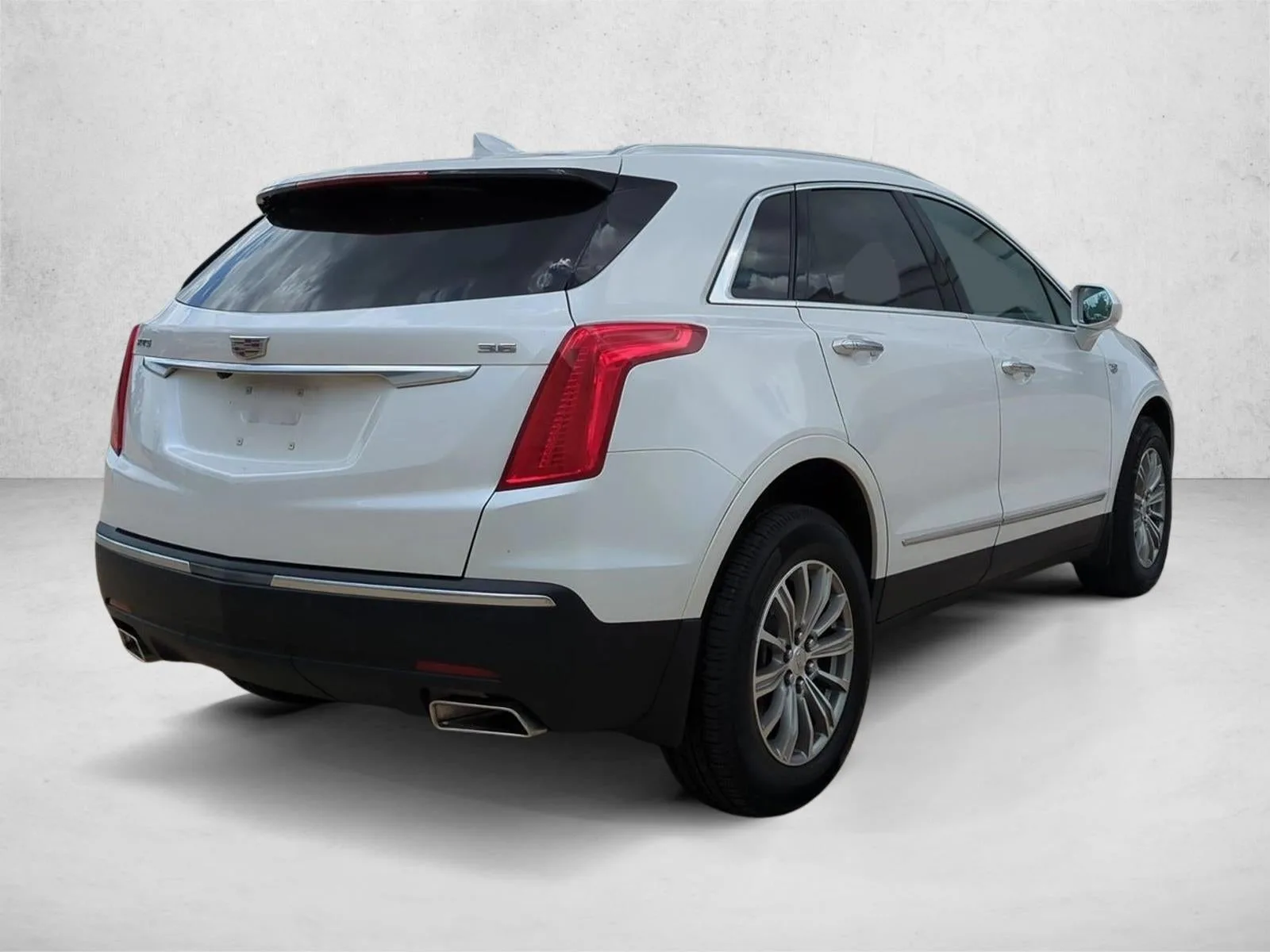 2019 Cadillac XT5 FWD 4dr Luxury photo 4